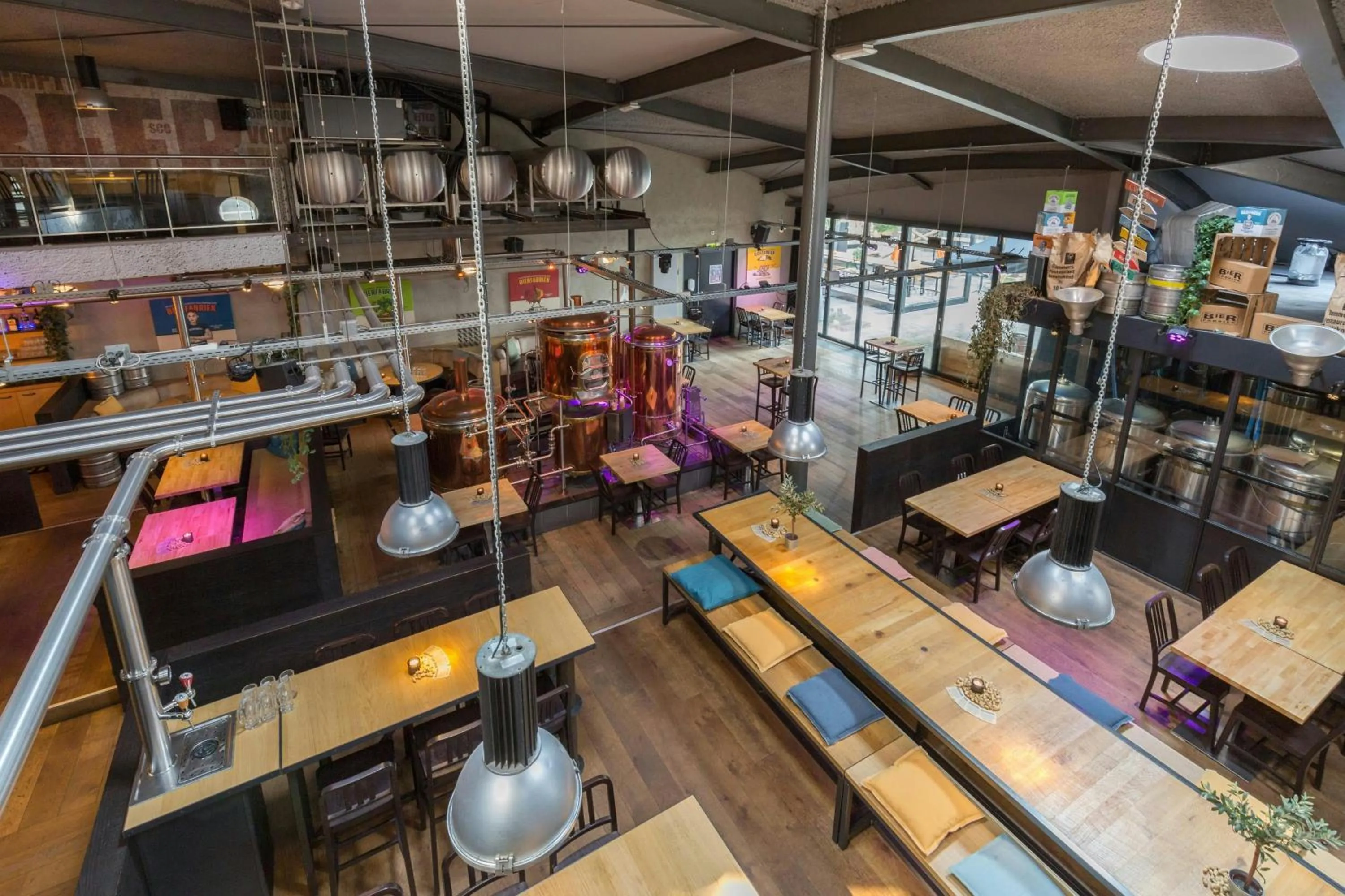 Restaurant/places to eat in Leonardo Hotel Almere City Center