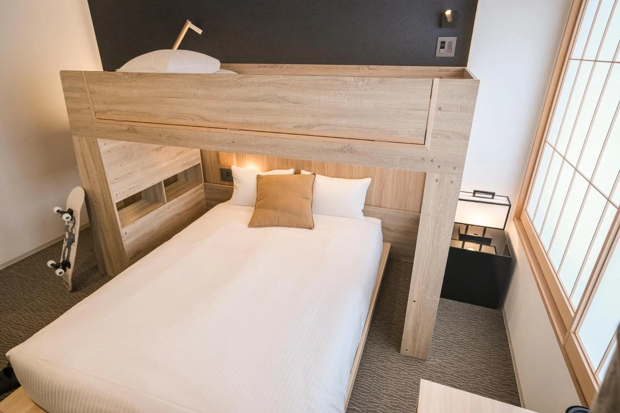 Bed in WAYFARER Shin