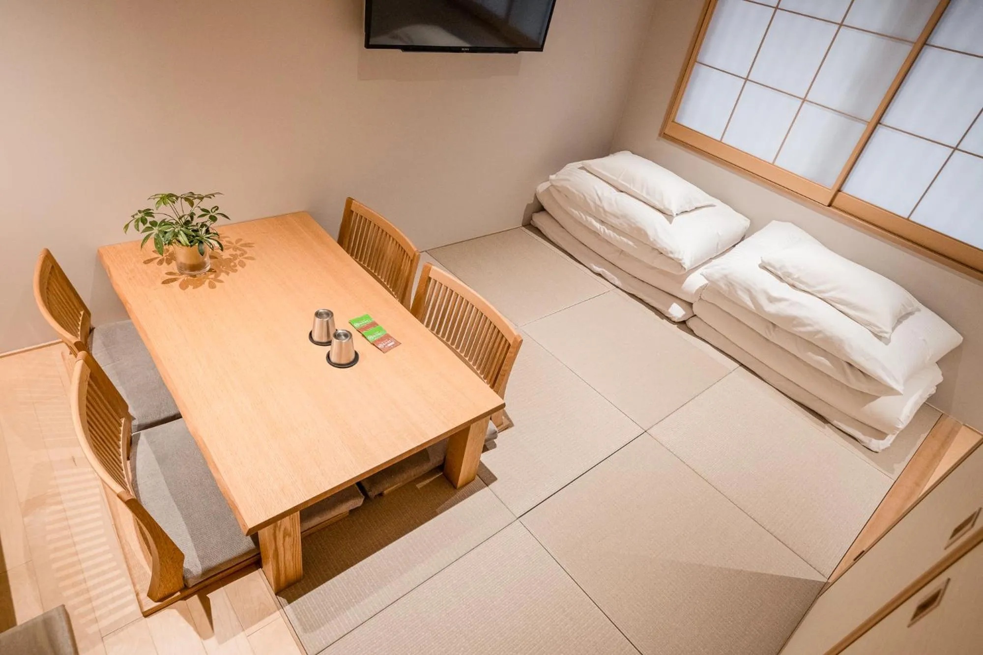 Bed in WAYFARER Gojo