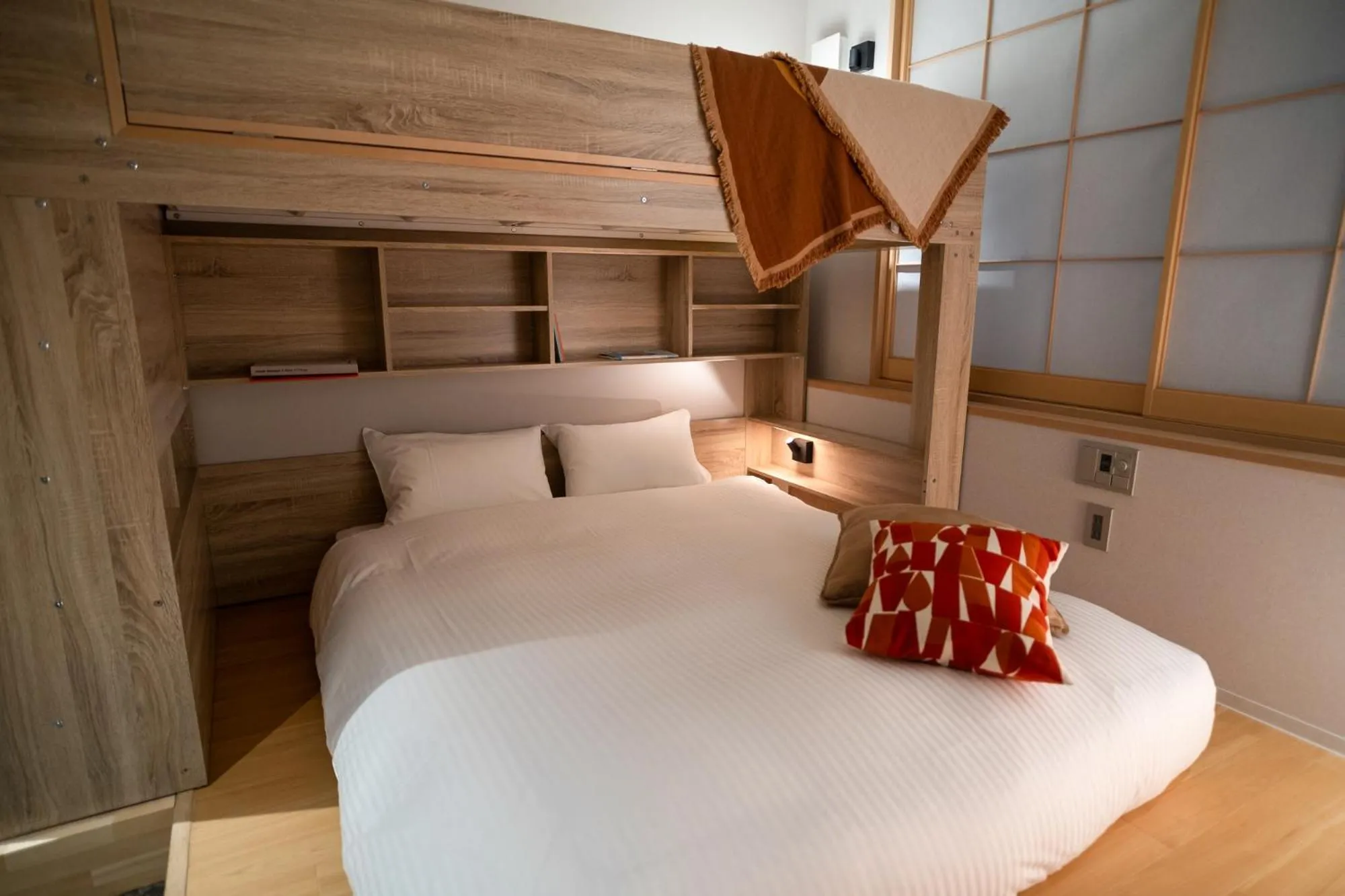 Bed in WAYFARER Gojo