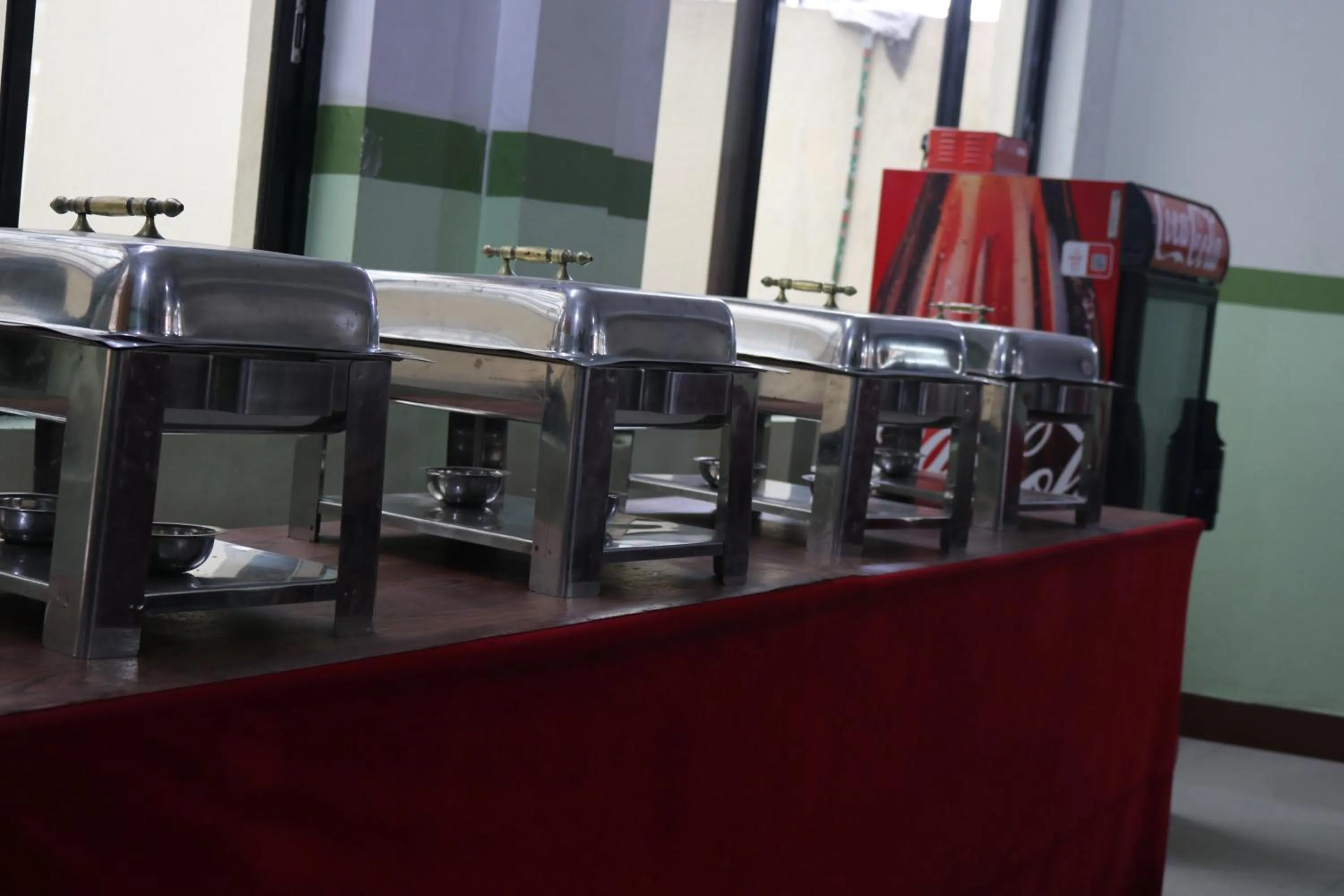 Restaurant/places to eat in Hotel Pashupati Plaza