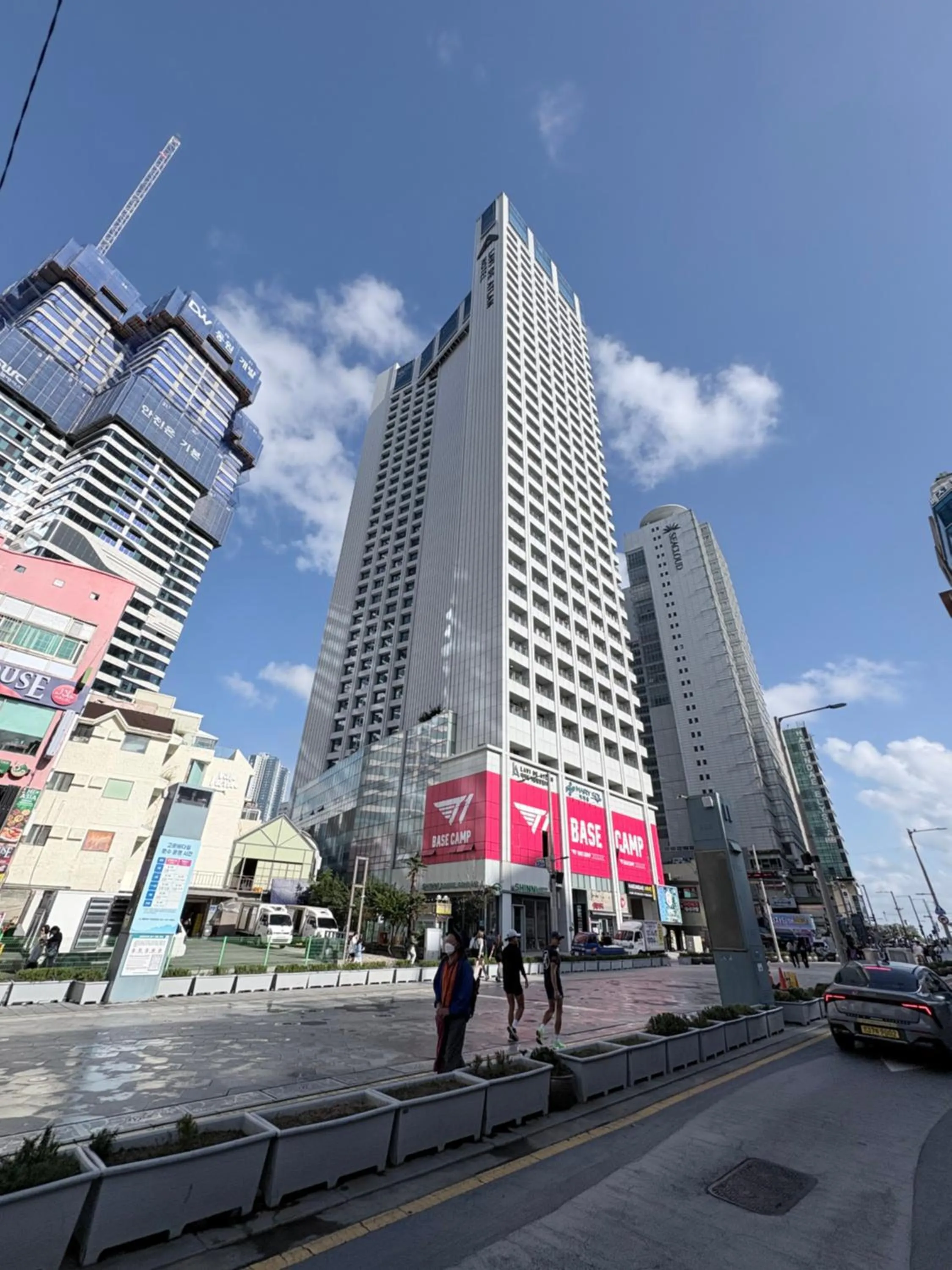 Property building in Marysol by Haeundae beach