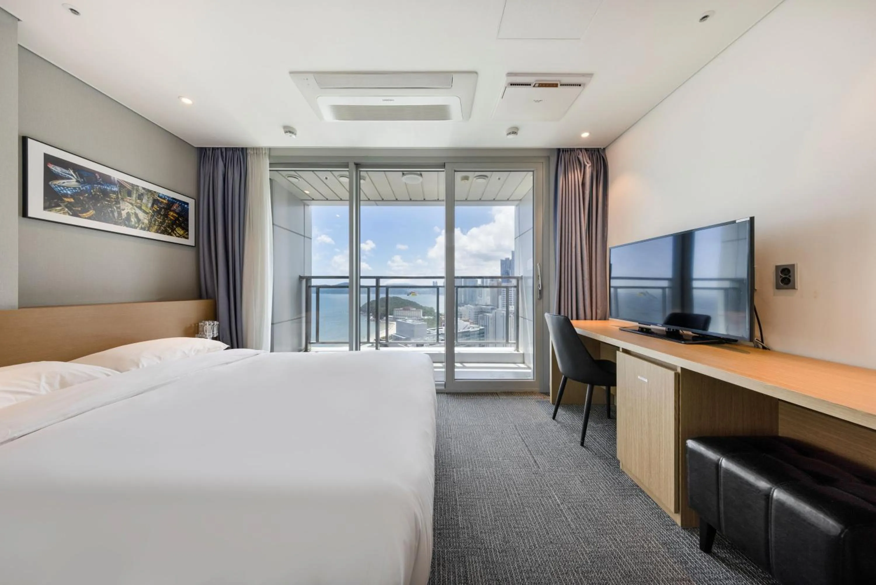 Bed in Marysol by Haeundae beach