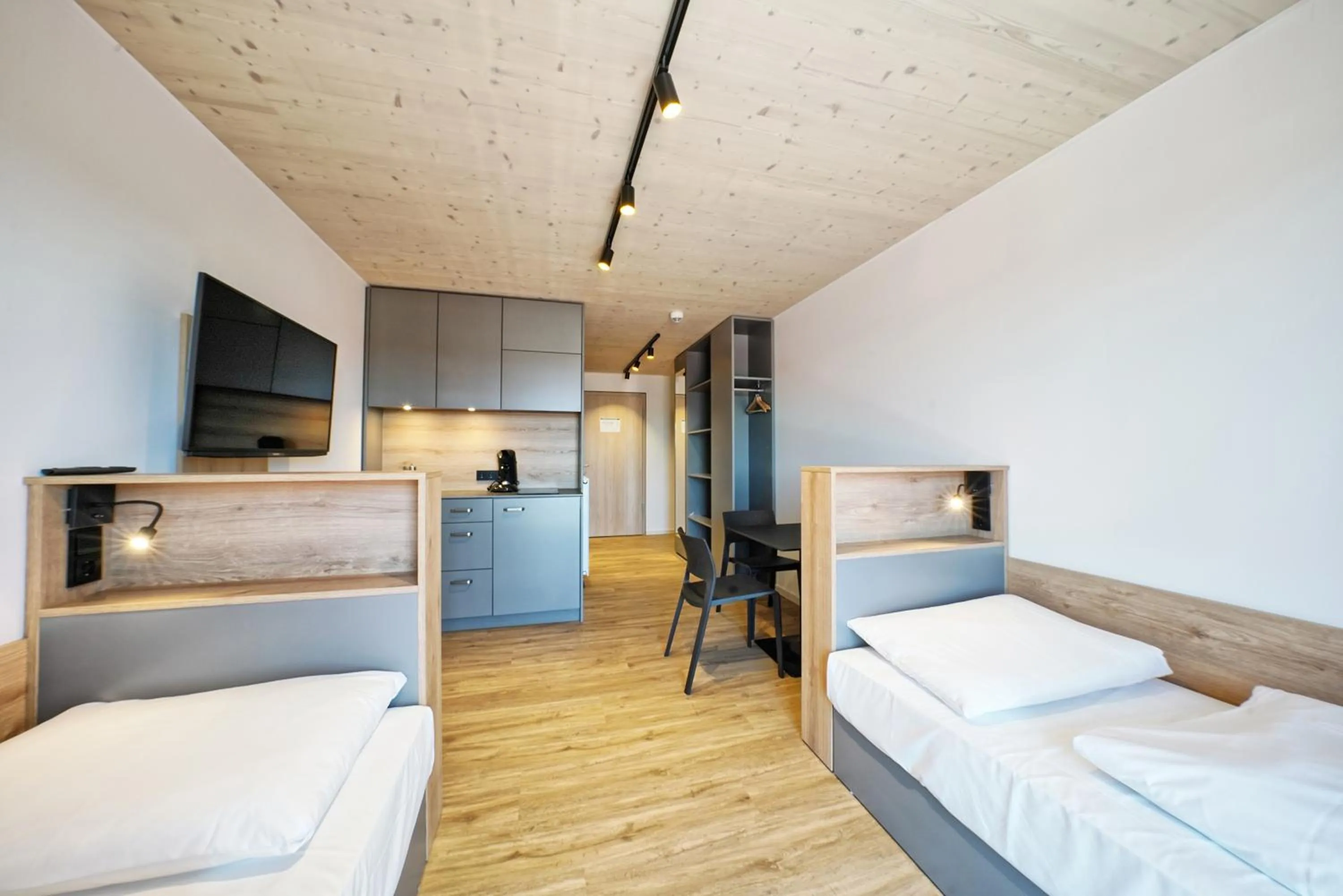 Photo of the whole room, Bed in Timber One Boardinghouse Dorfen