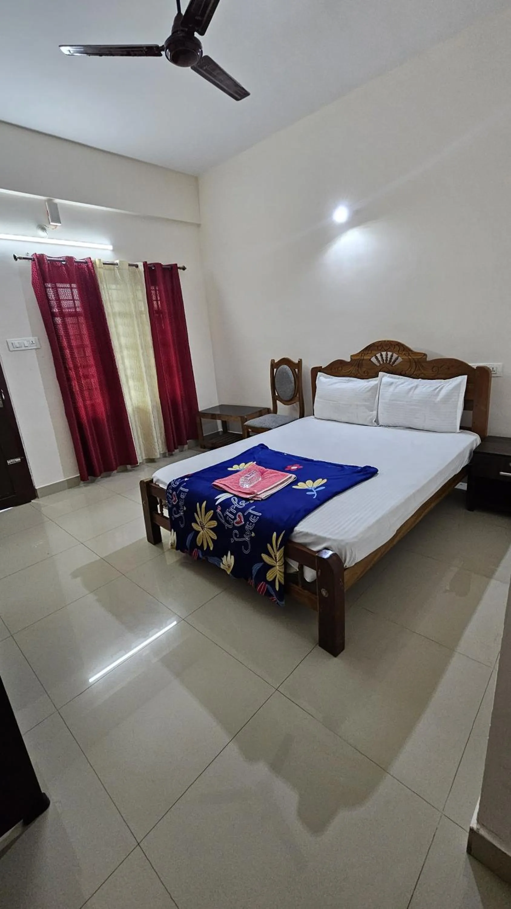 Bed in Rak palace inn