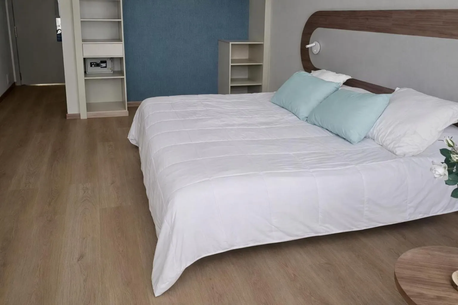 Bed in Beatriz Costa & Spa