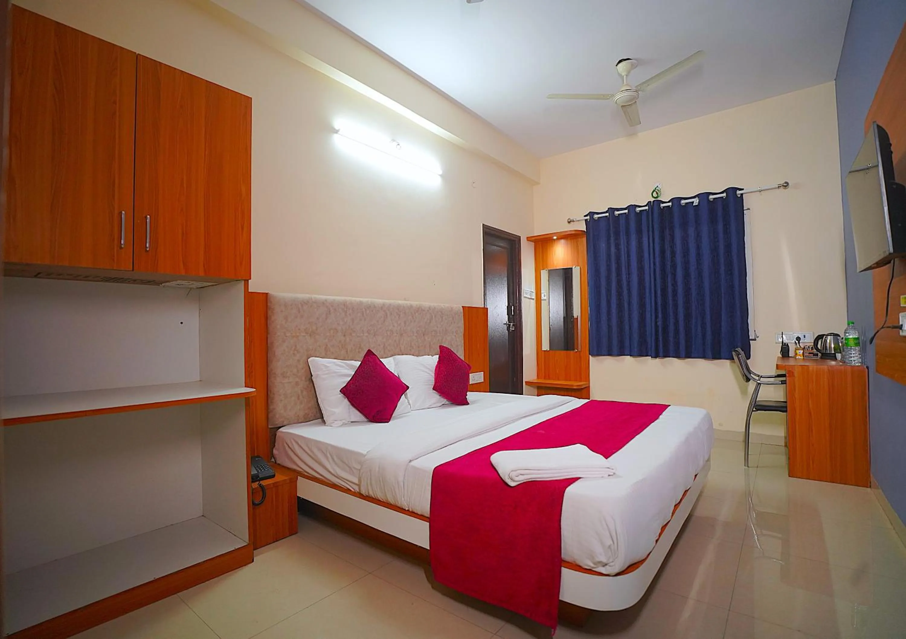 Hotel Inspira Residency- Near Bombay Hospital