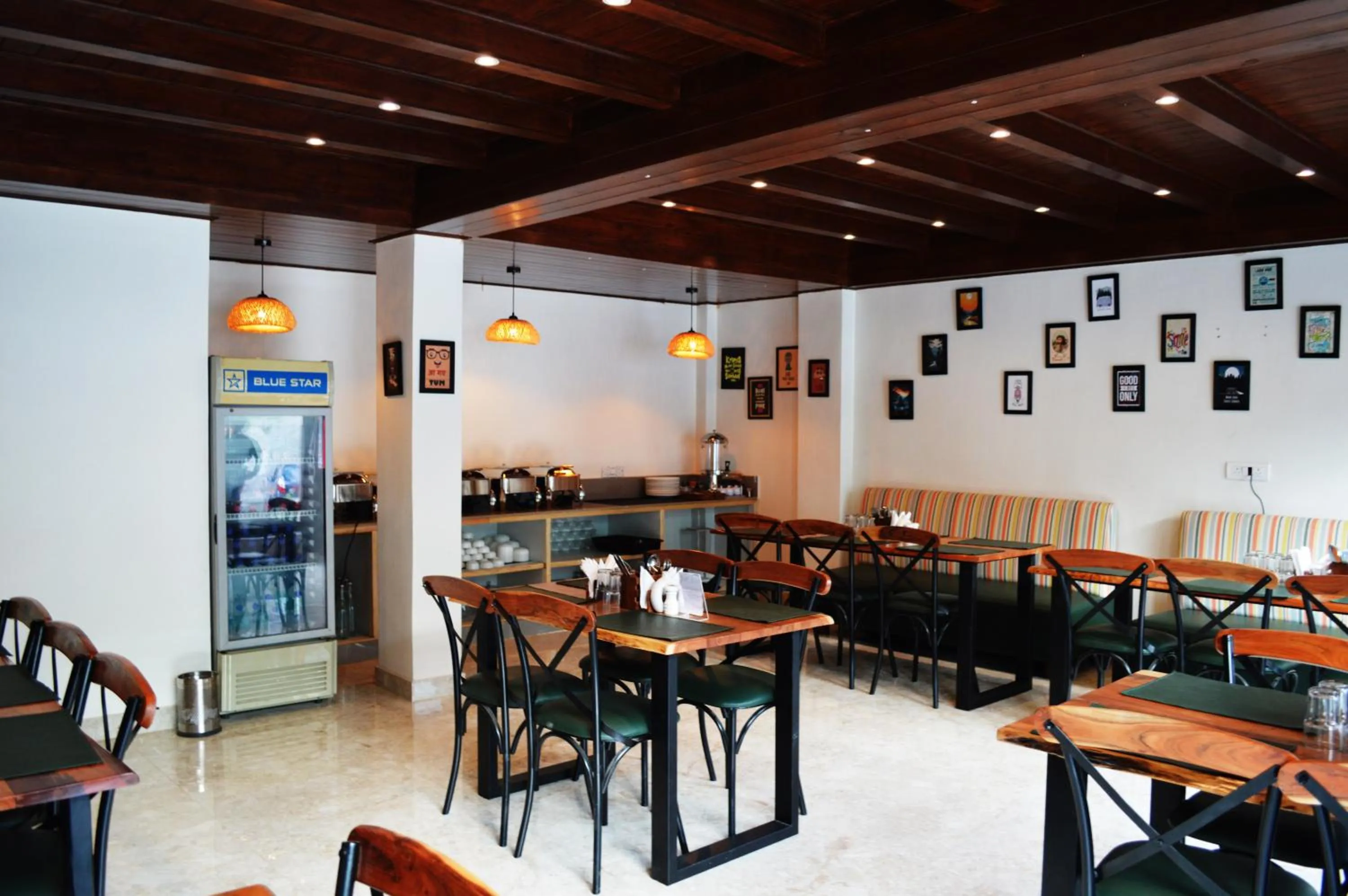 Restaurant/places to eat in Sharanam by Sheosante