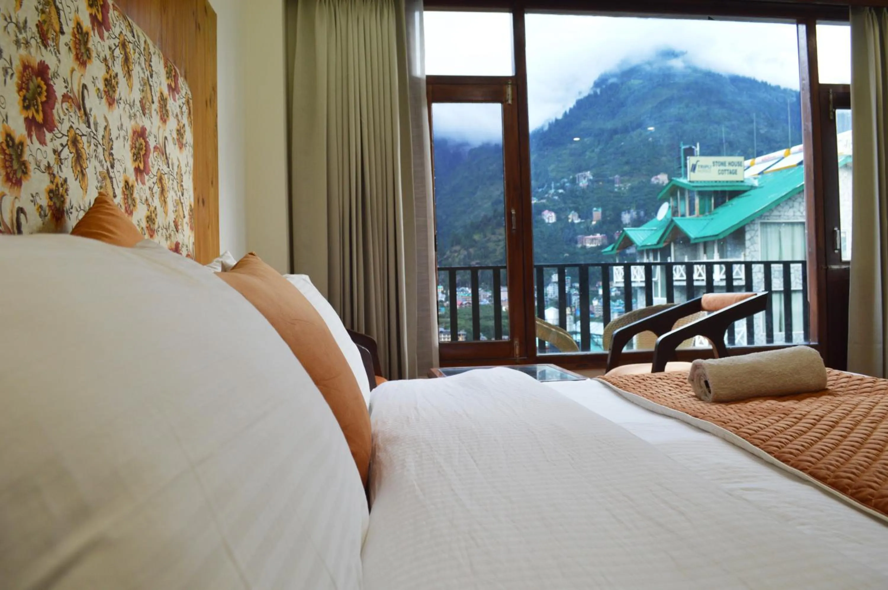 Bed in Sharanam by Sheosante