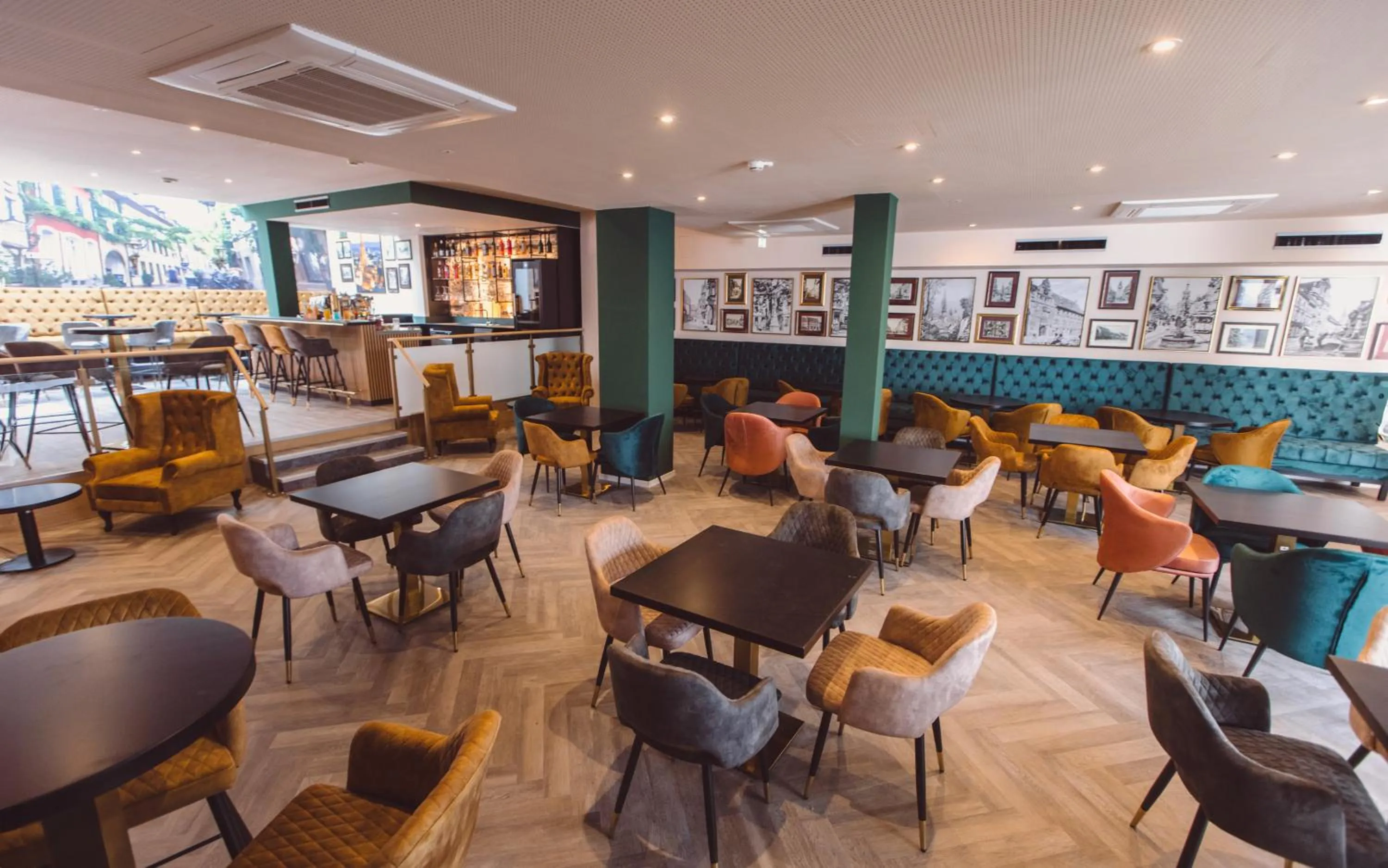 Restaurant/places to eat in Hotel am Rathaus