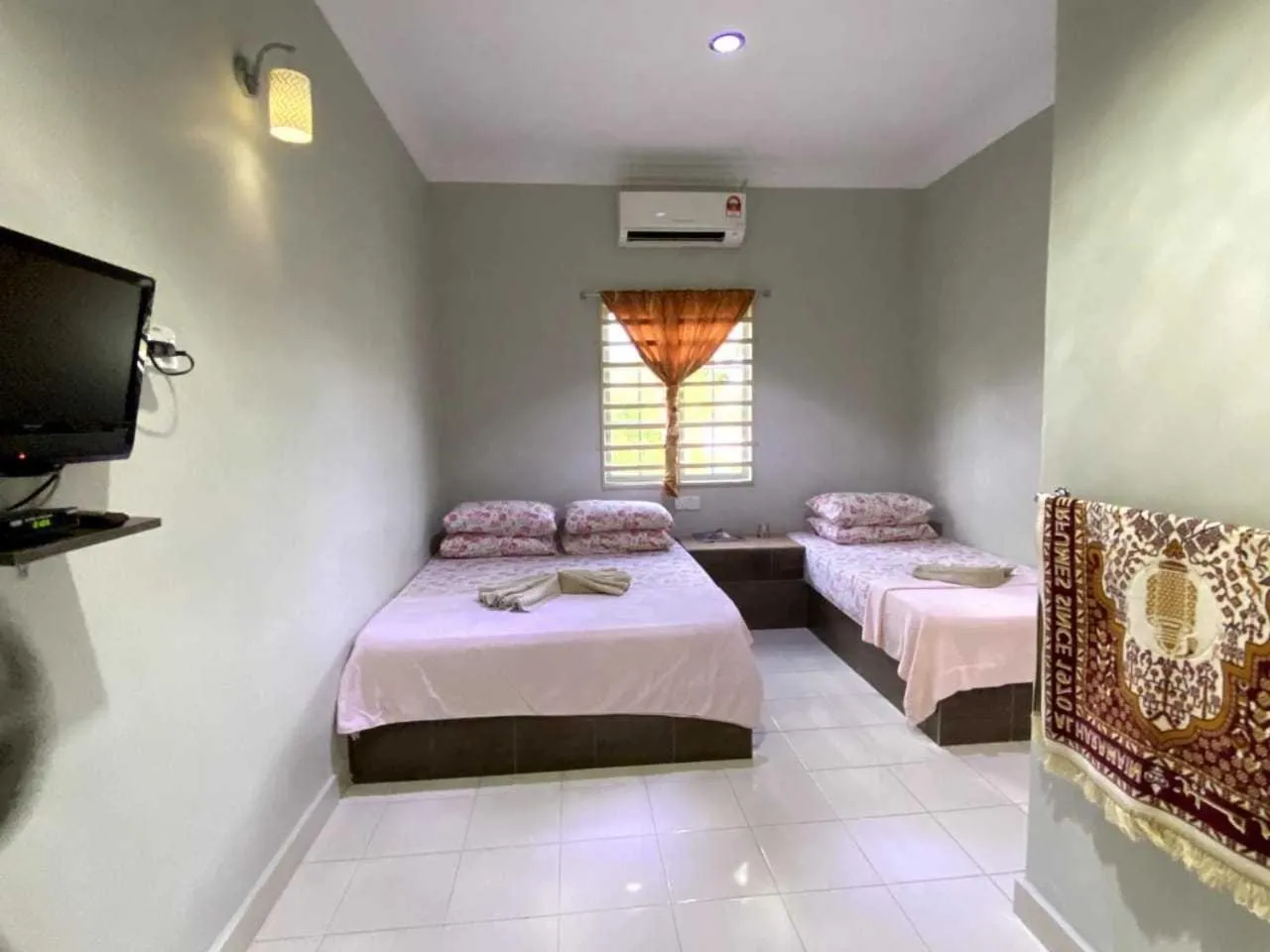 Bedroom, Bed in Hotel O D Qamar Motel