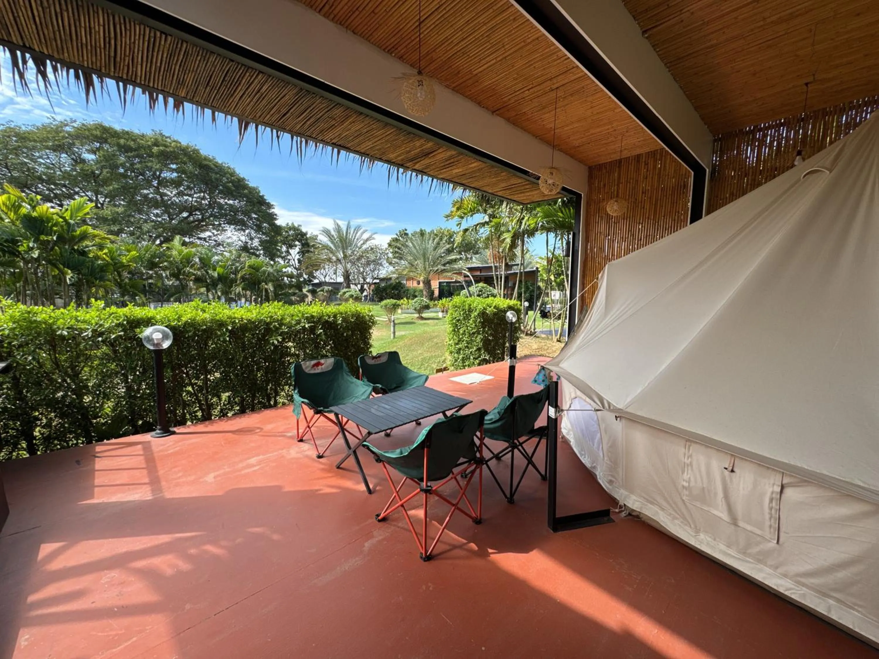 Balcony/Terrace in The Campster Kanchanaburi