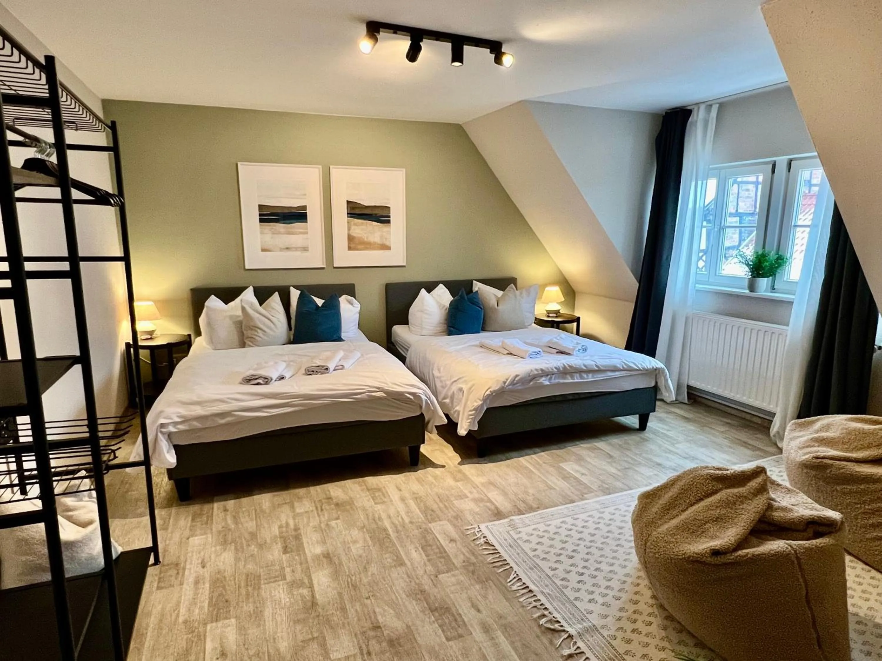 Bed in gina stay - Apartmenthaus im Zentrum von Quedlinburg