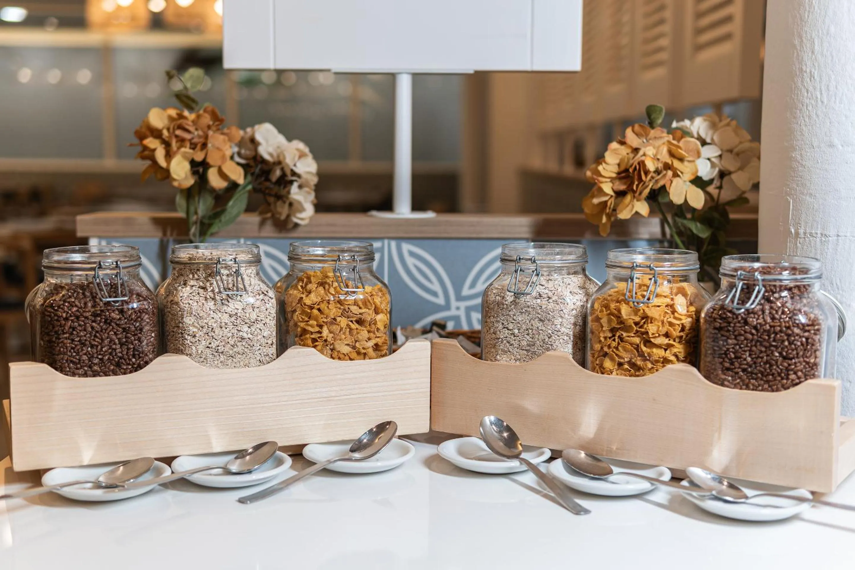 Restaurant/places to eat in Hotel Don Juan Tossa