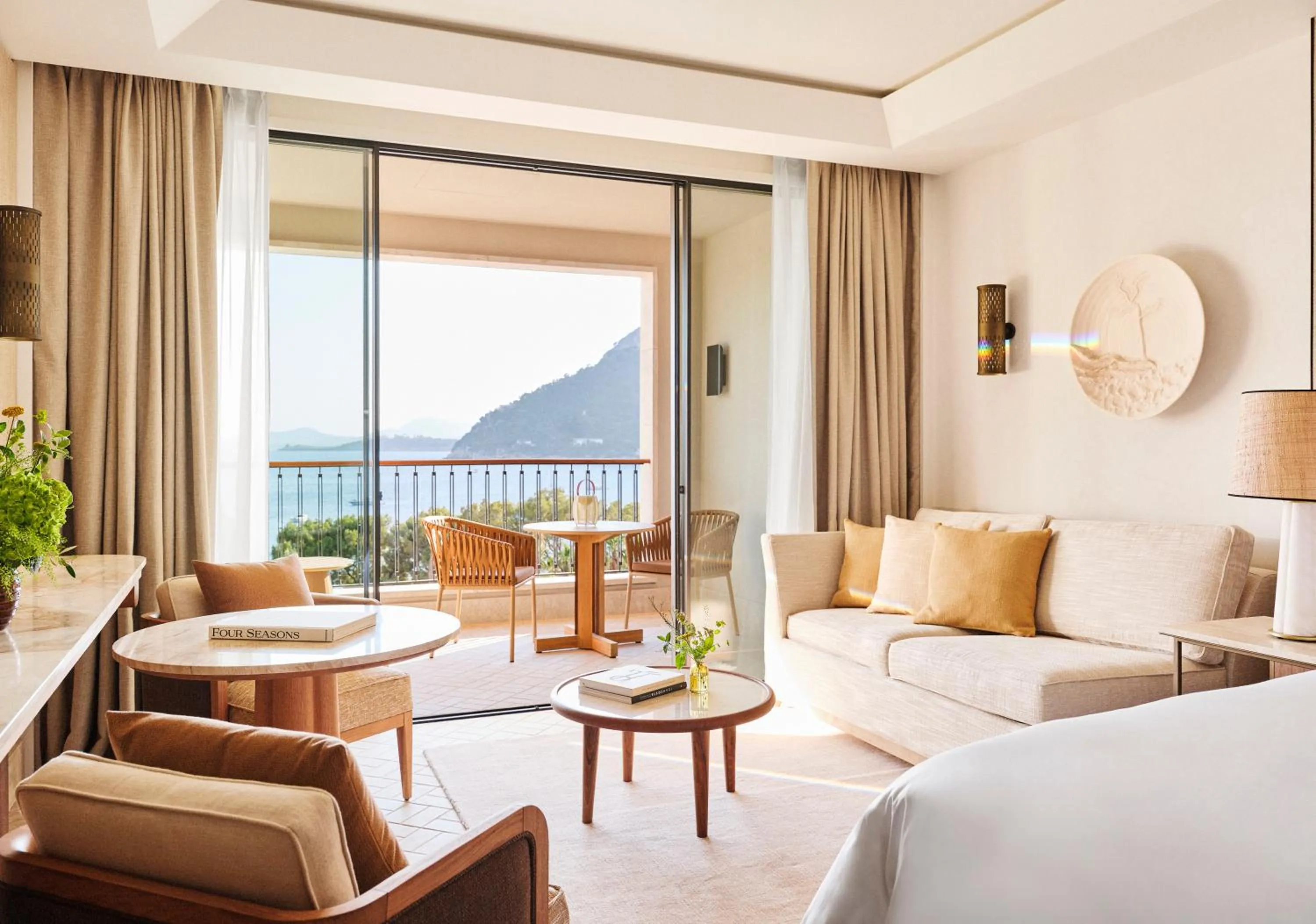 Bed in Four Seasons Resort Mallorca at Formentor