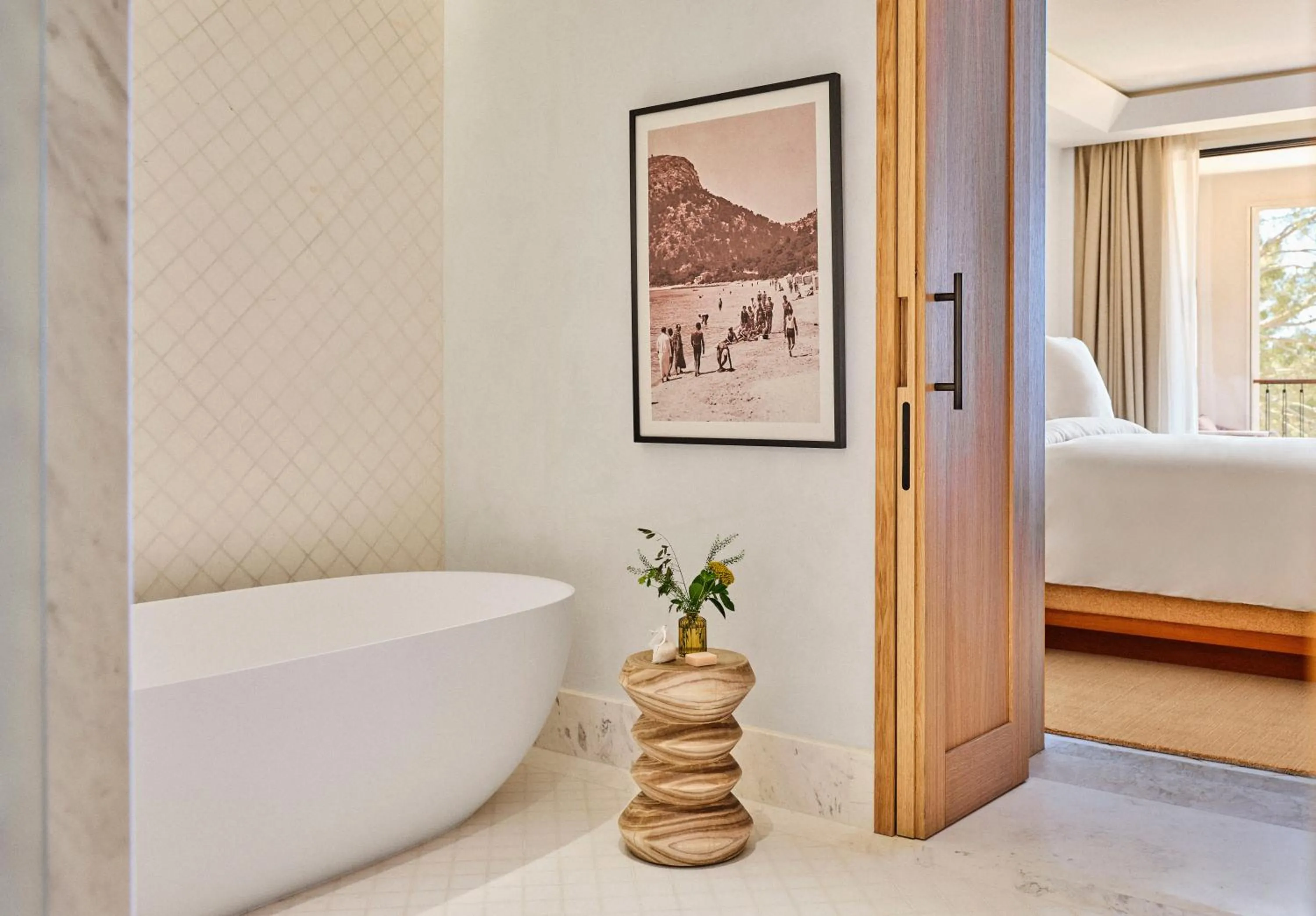 Bathroom, Bed in Four Seasons Resort Mallorca at Formentor