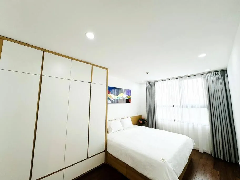 Bed in DcapitaleC6 2Br2Wc Highrise