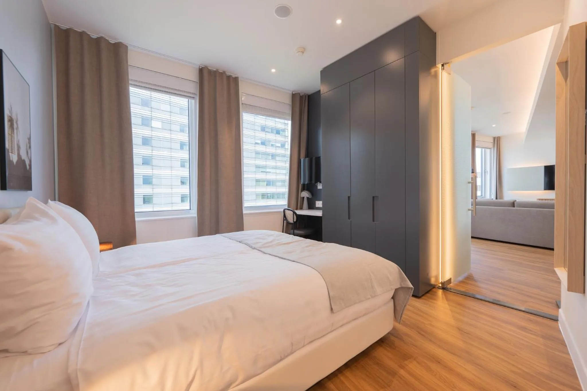 Bed in Limehome Amsterdam Gatwickstraat