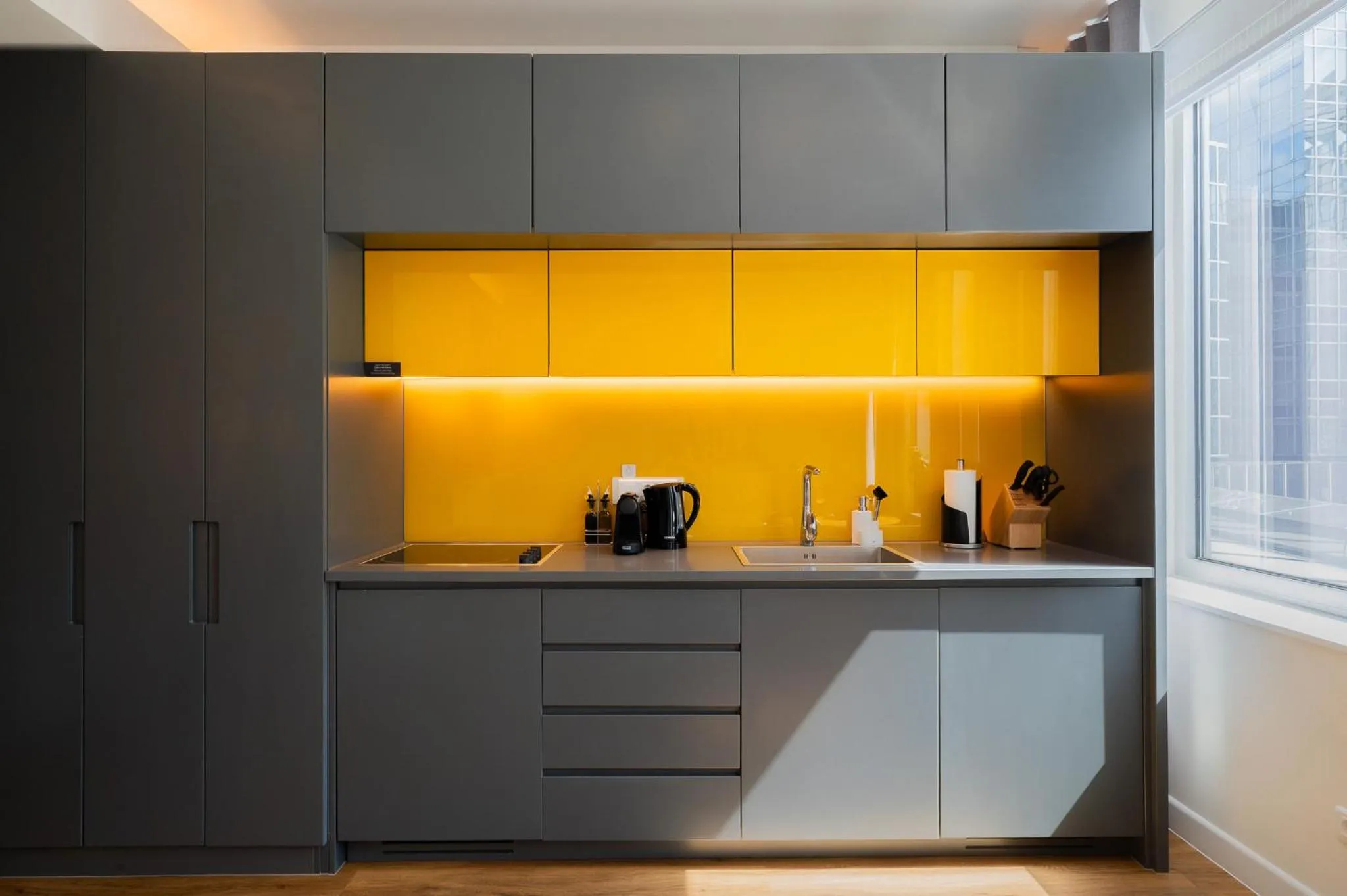 Coffee/tea facilities in Limehome Amsterdam Gatwickstraat