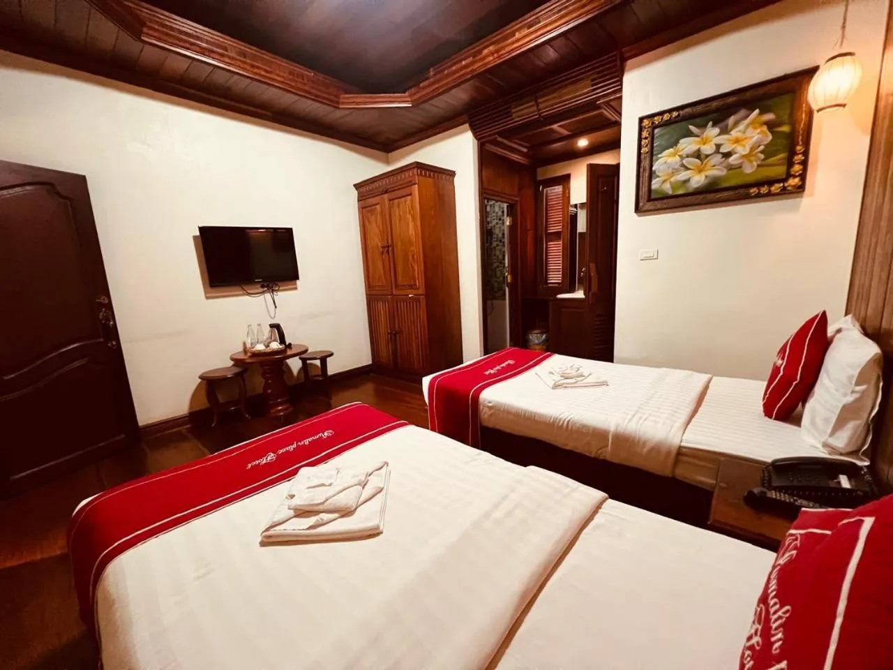 Bedroom, Bed in Pumalin Villa
