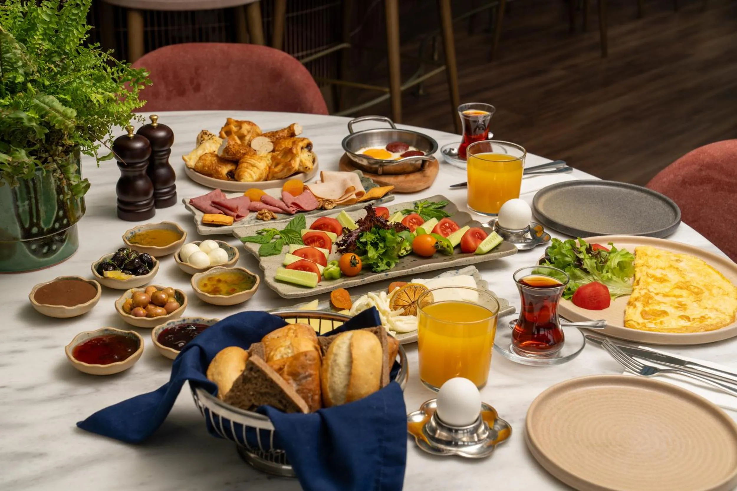 Breakfast in Querencia Hotel