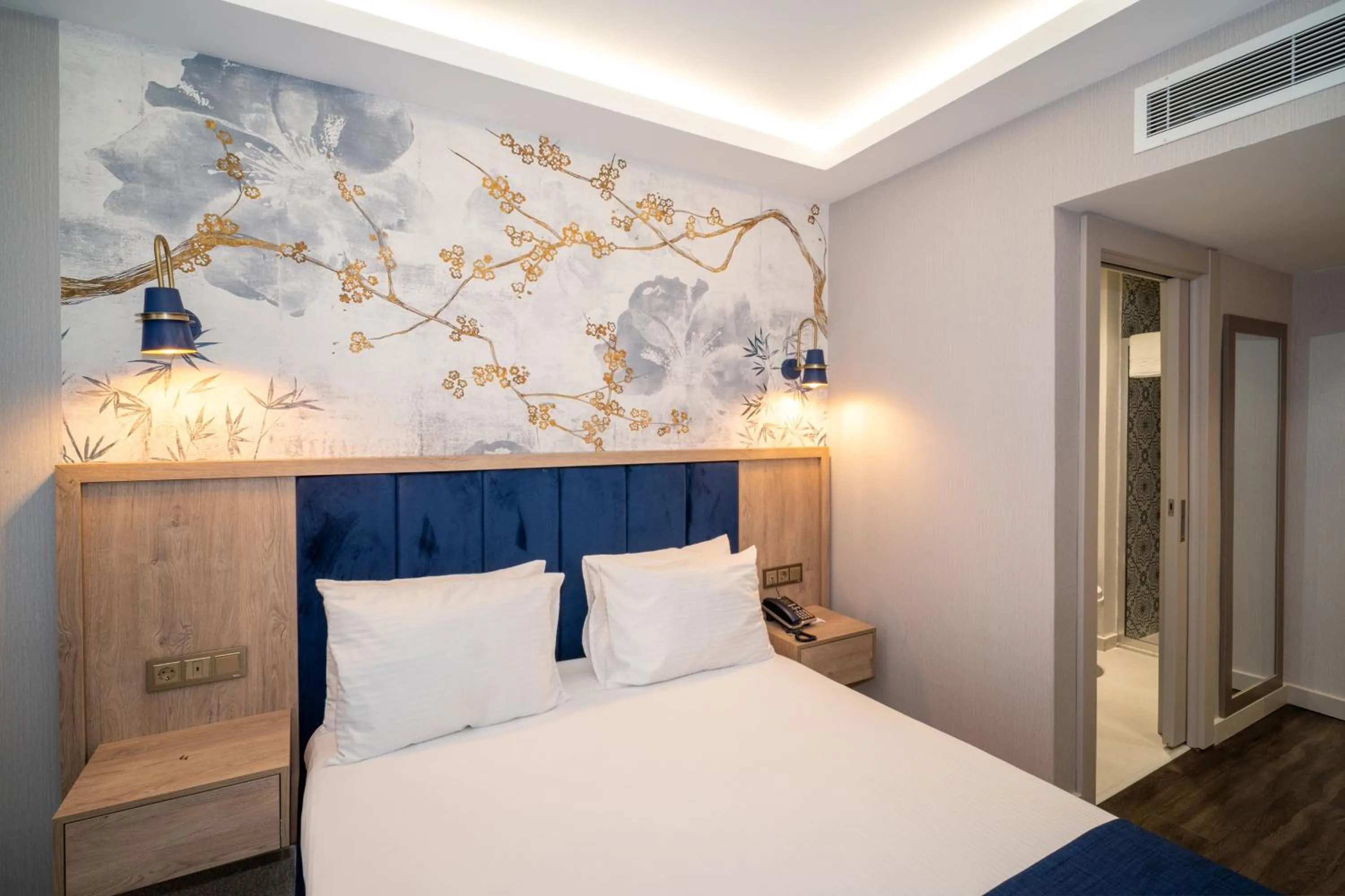 Bedroom, Bed in Querencia Hotel