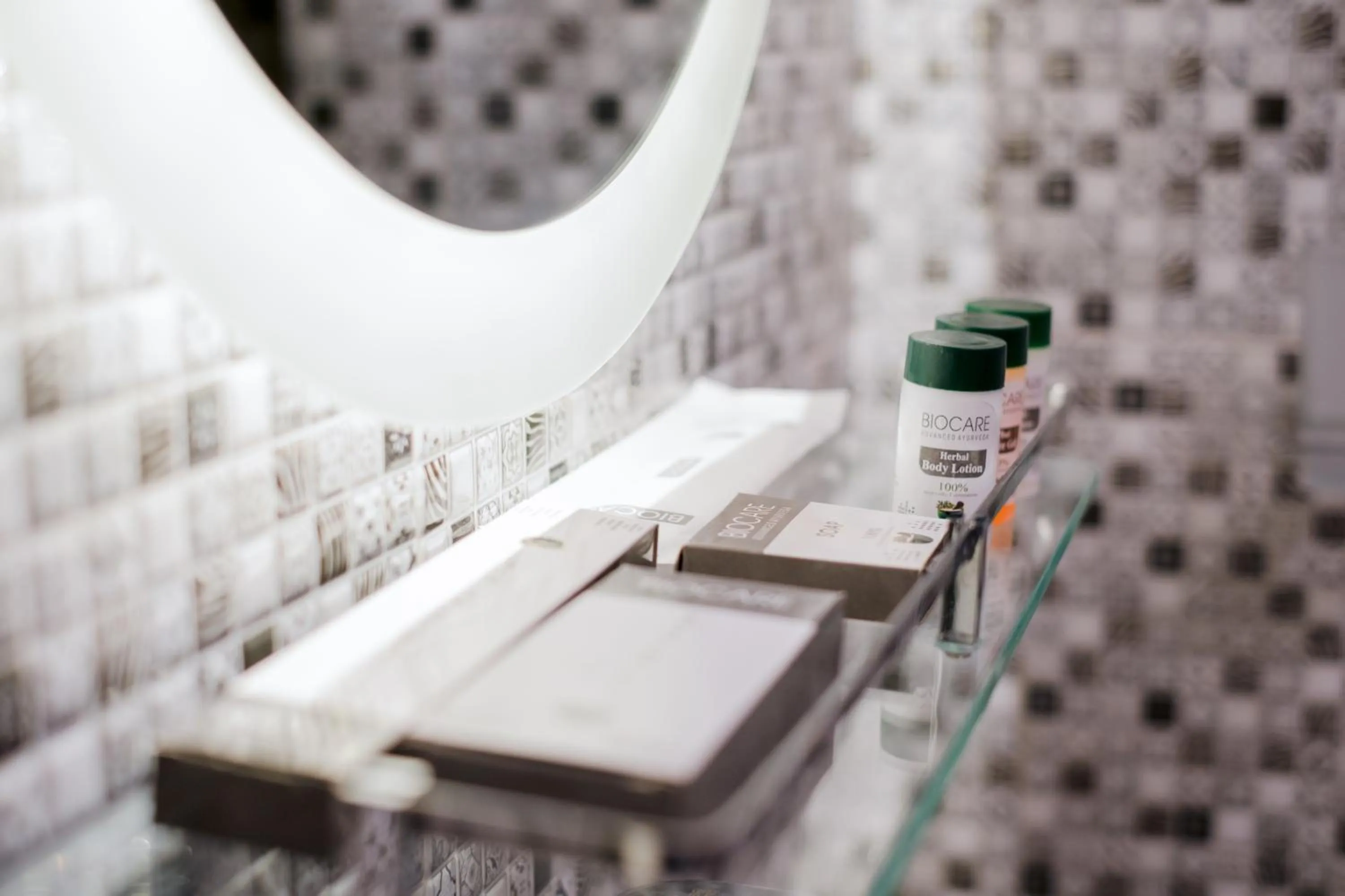 Bathroom in Moghal Mahal Resort Rajbagh Srinagar