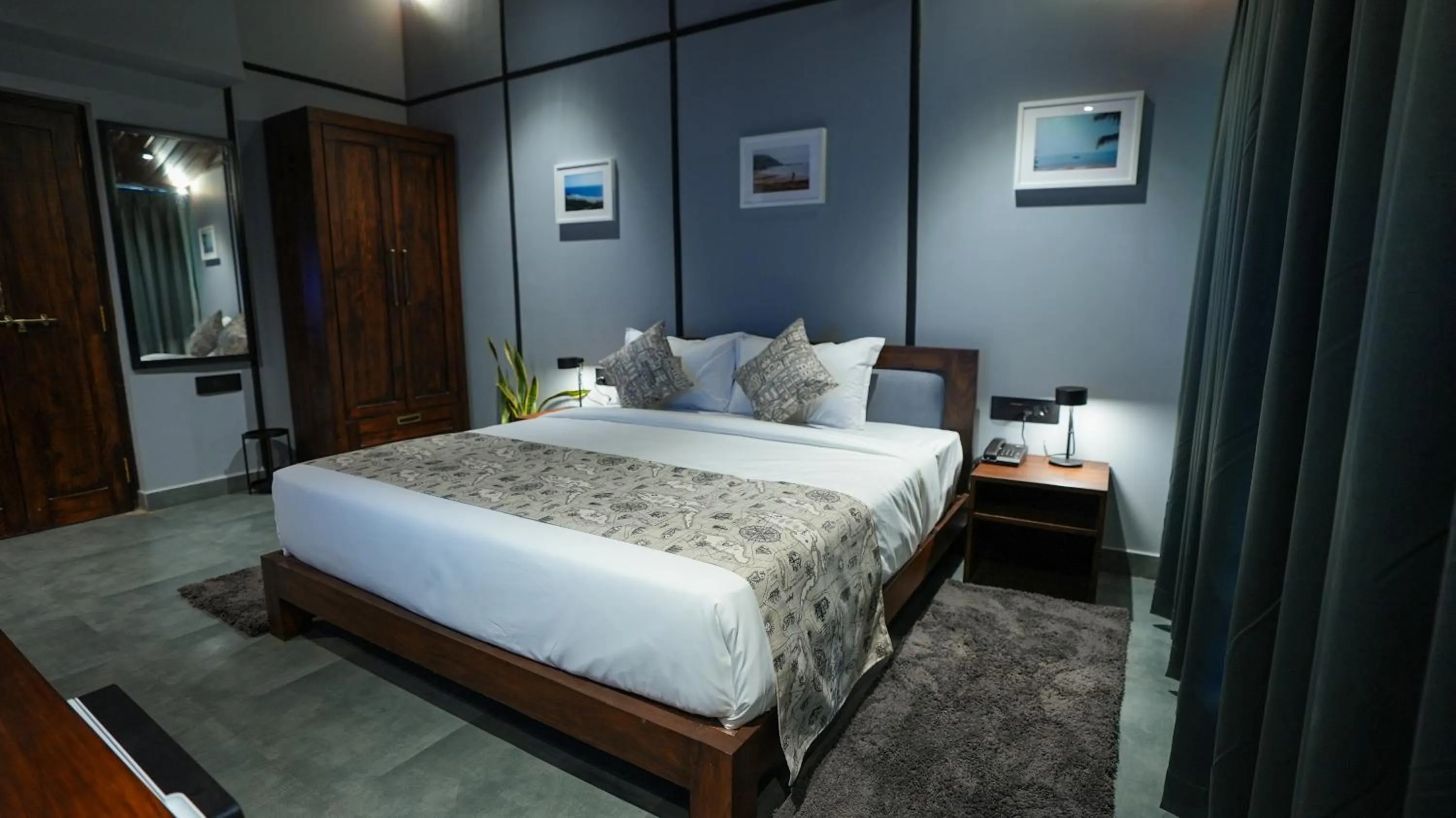 Bedroom, Bed in Sort By Stays, Grand Peddem, Anjuna