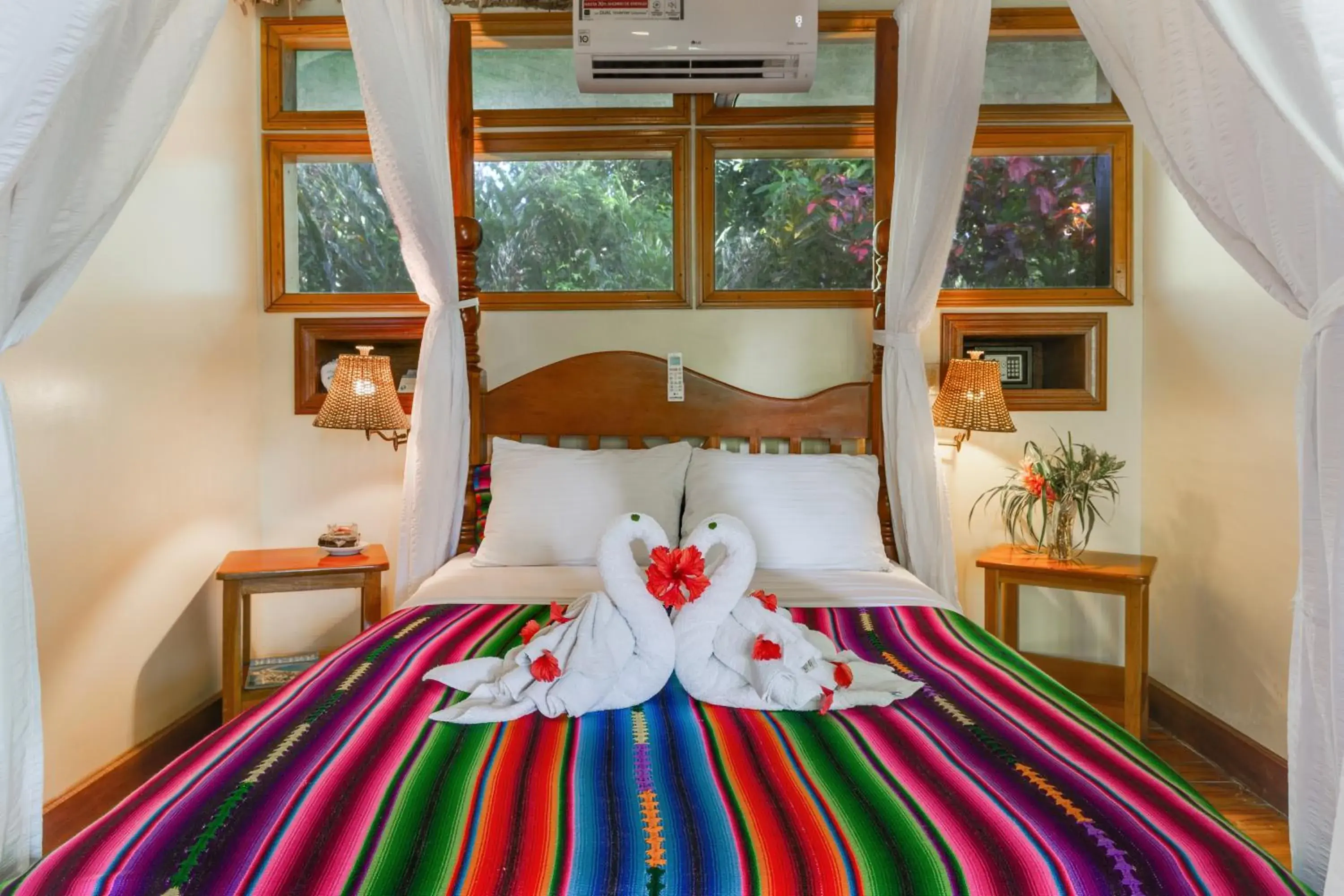 Double Room in Ian Anderson Caves Branch Jungle Lodge Double Room in Ian Anderson Caves Branch Jungle Lodge