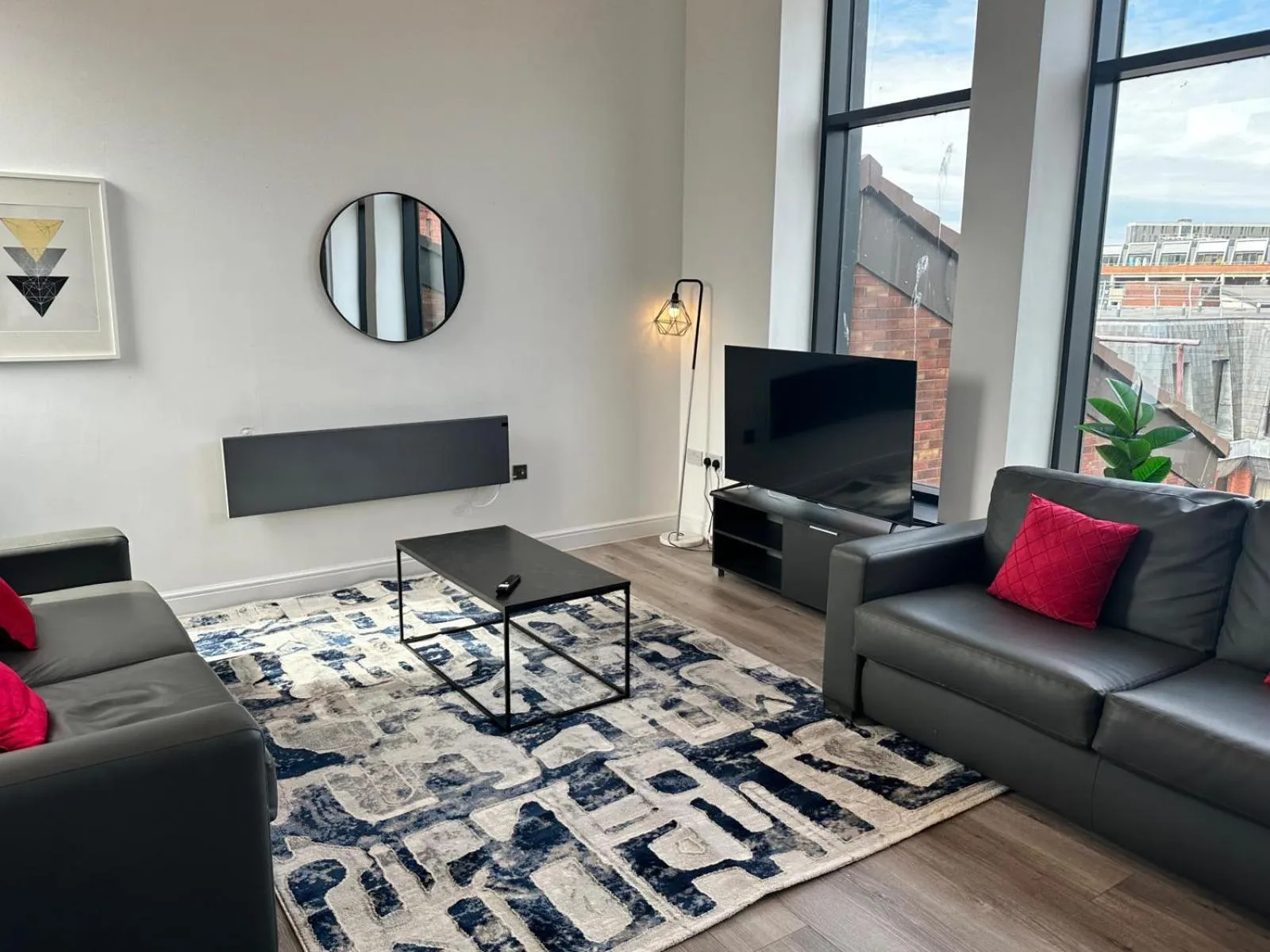 TV and multimedia in Dale Street Apartments Liverpool by Beehosting