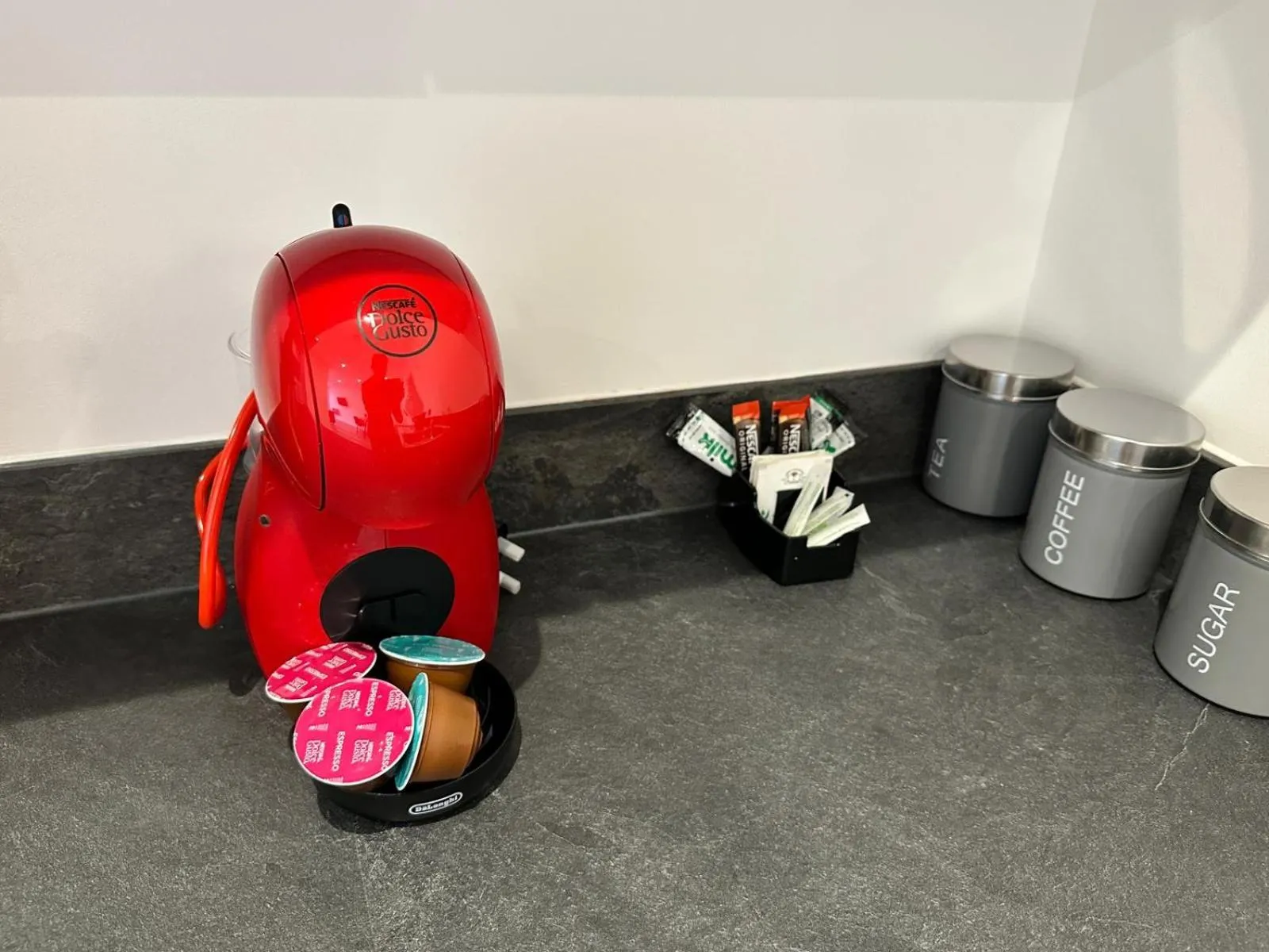 Coffee/tea facilities in Dale Street Apartments Liverpool by Beehosting