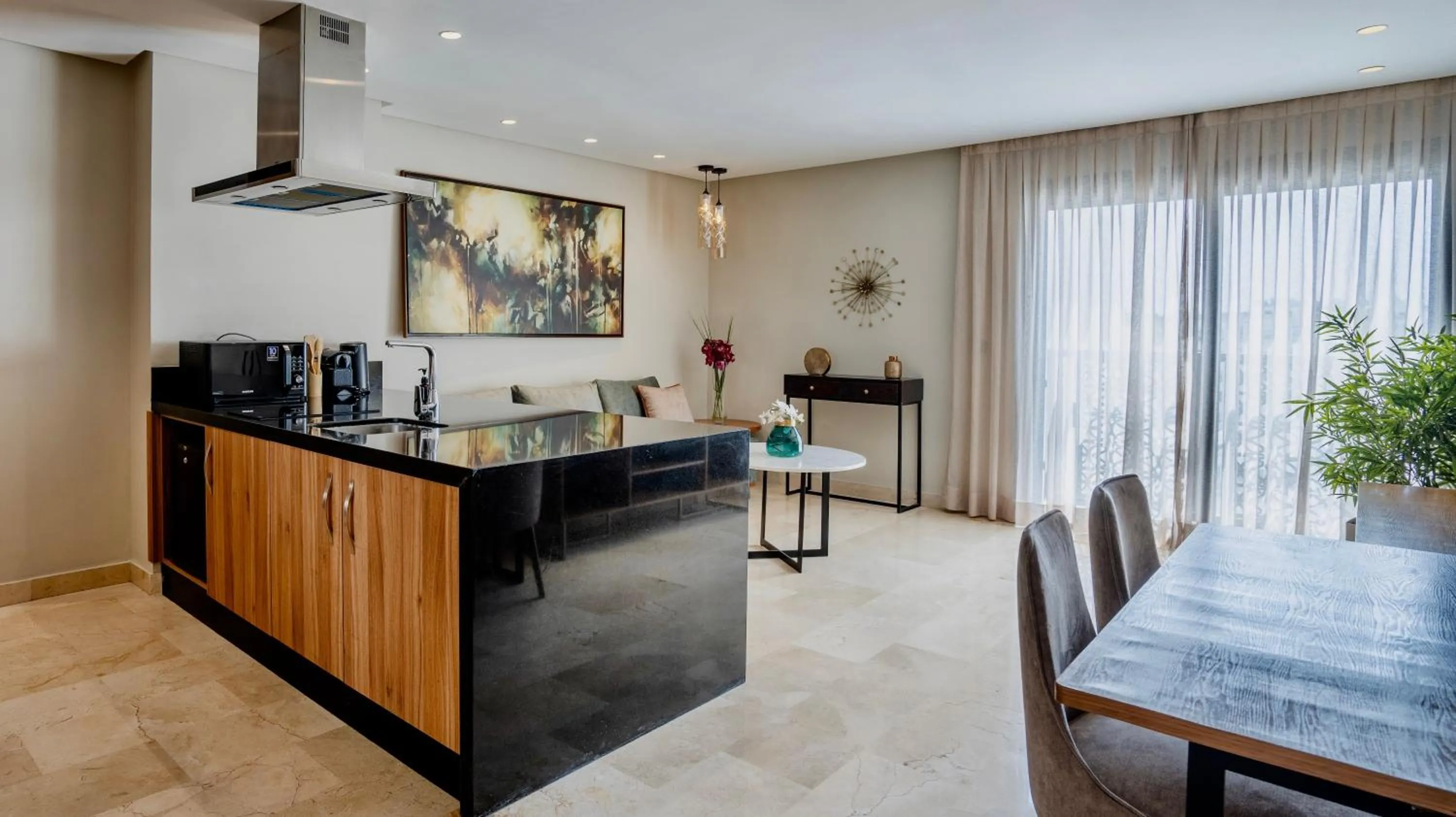 Kitchen or kitchenette in AS Premium By Soho Hotels Maarif