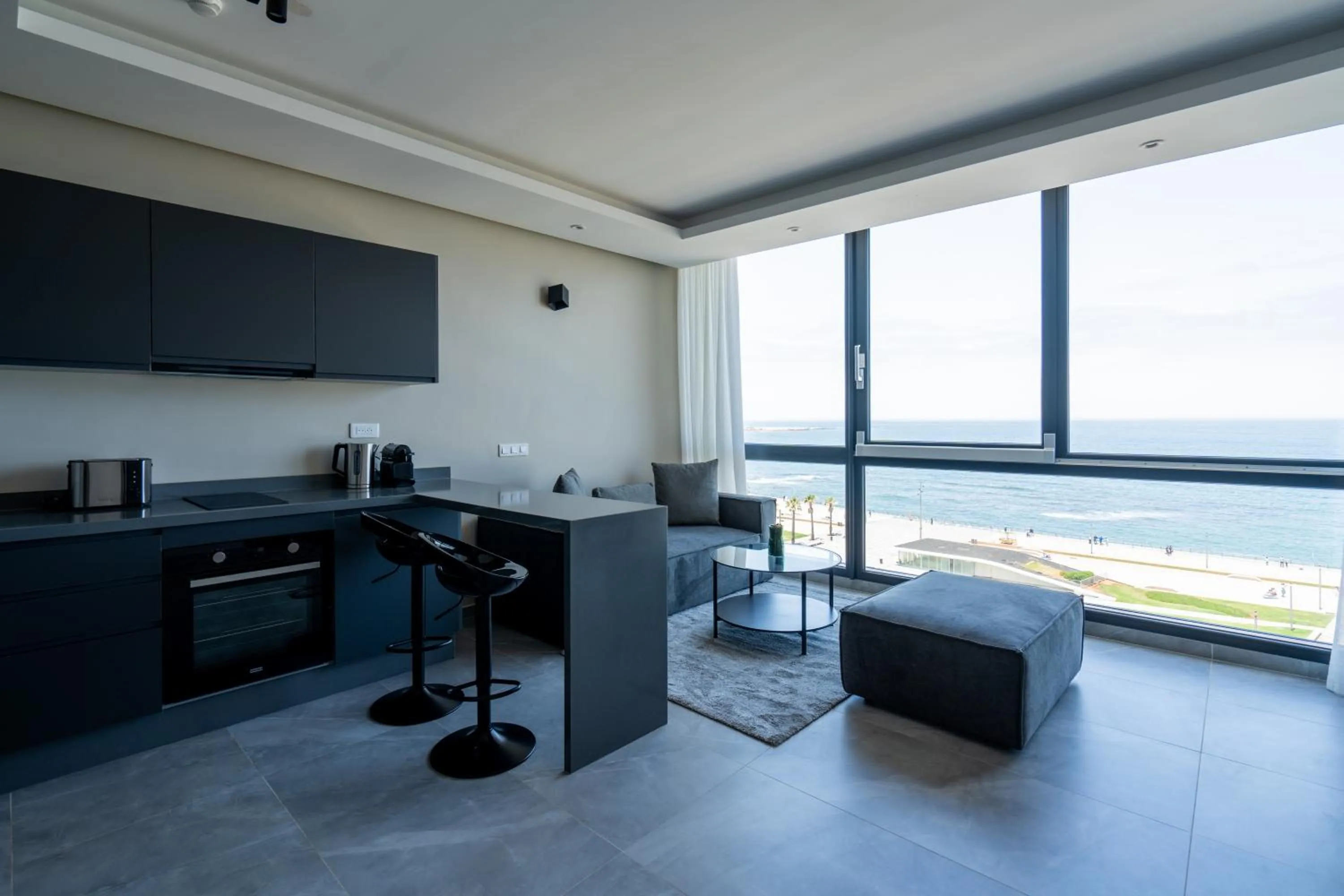 Living room in Atlantic View Appart'Hotel