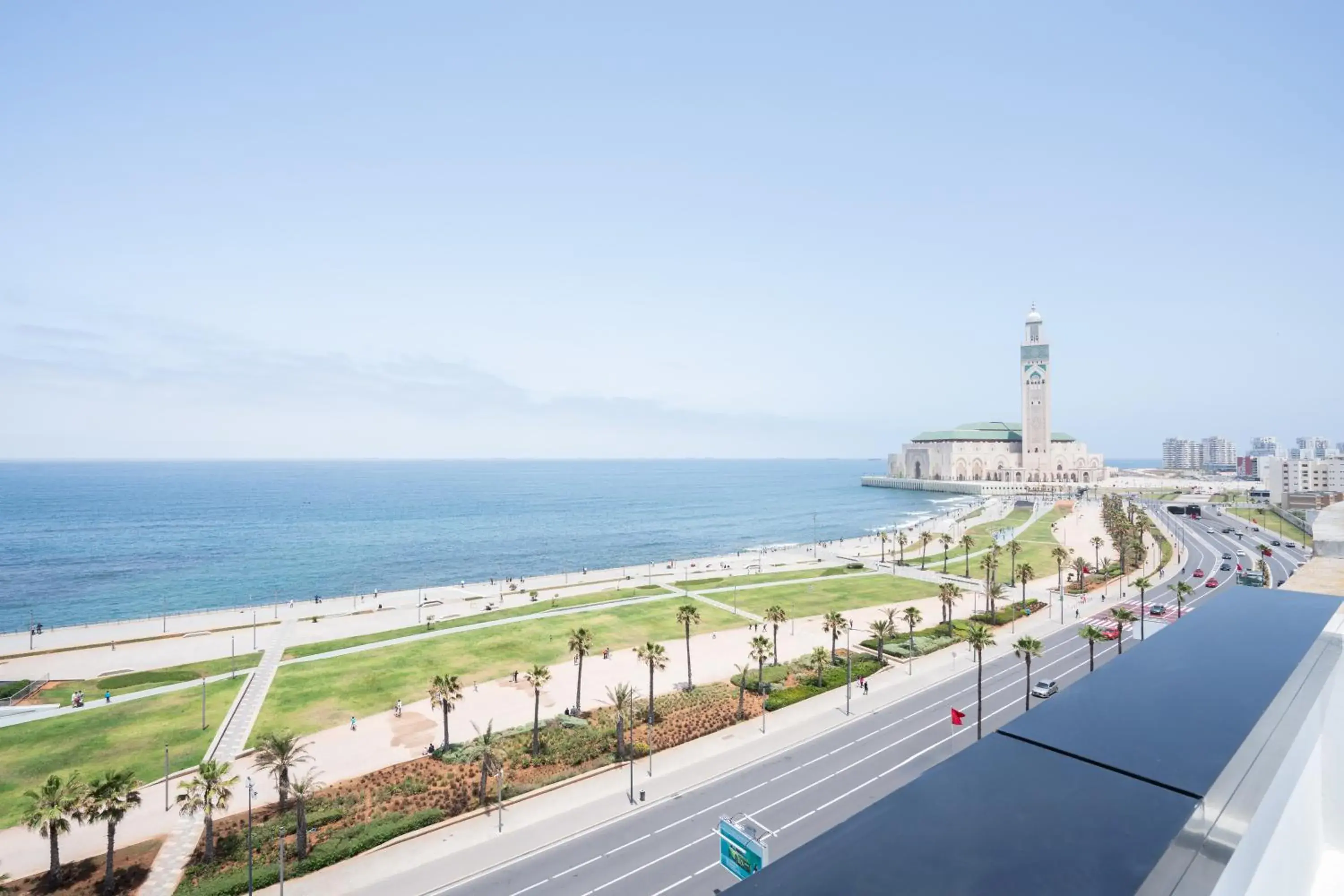 One-Bedroom Apartment with Ocean View - single occupancy in Atlantic View Appart'Hotel One-Bedroom Apartment with Ocean View - single occupancy in Atlantic View Appart'Hotel