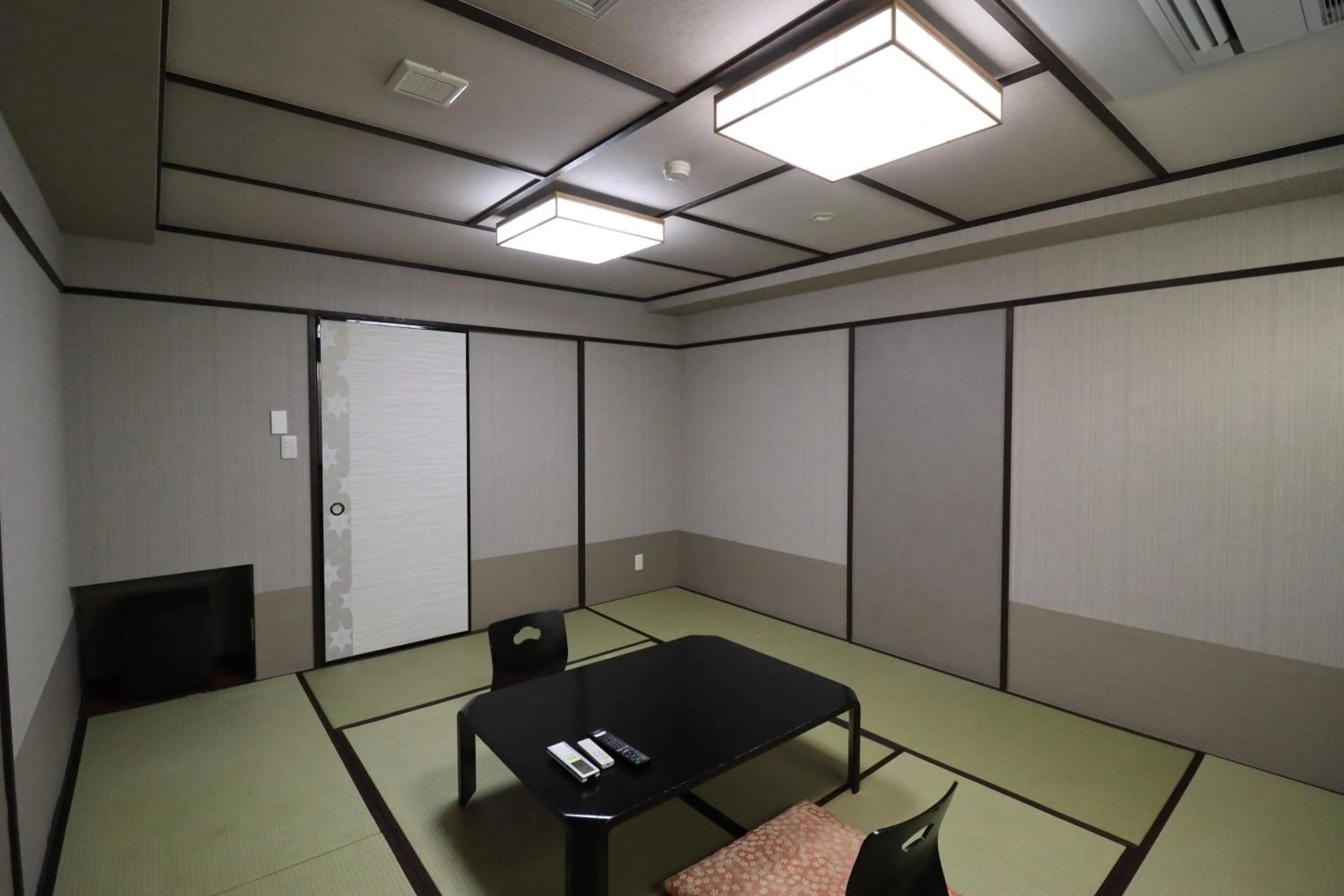 Photo of the whole room in Ryokan Miyoshi