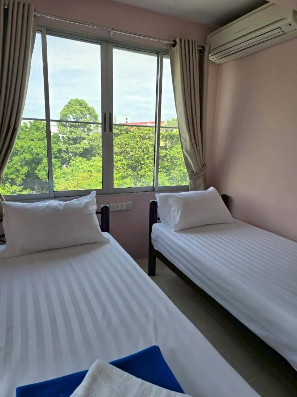 Bed in Bella Bella Riverview