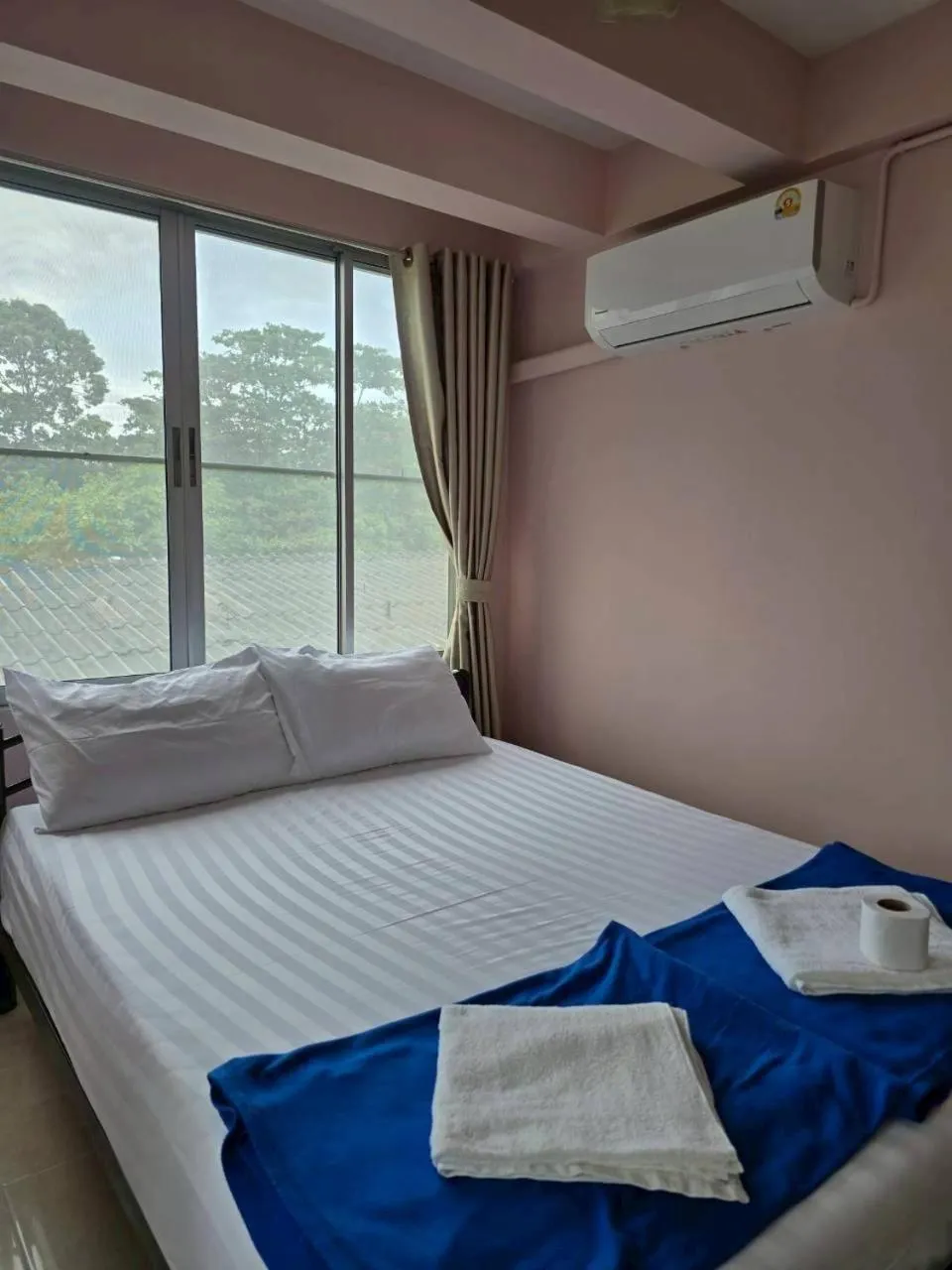 Bed in Bella Bella Riverview