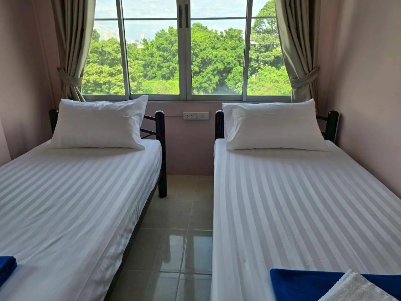 Bed in Bella Bella Riverview