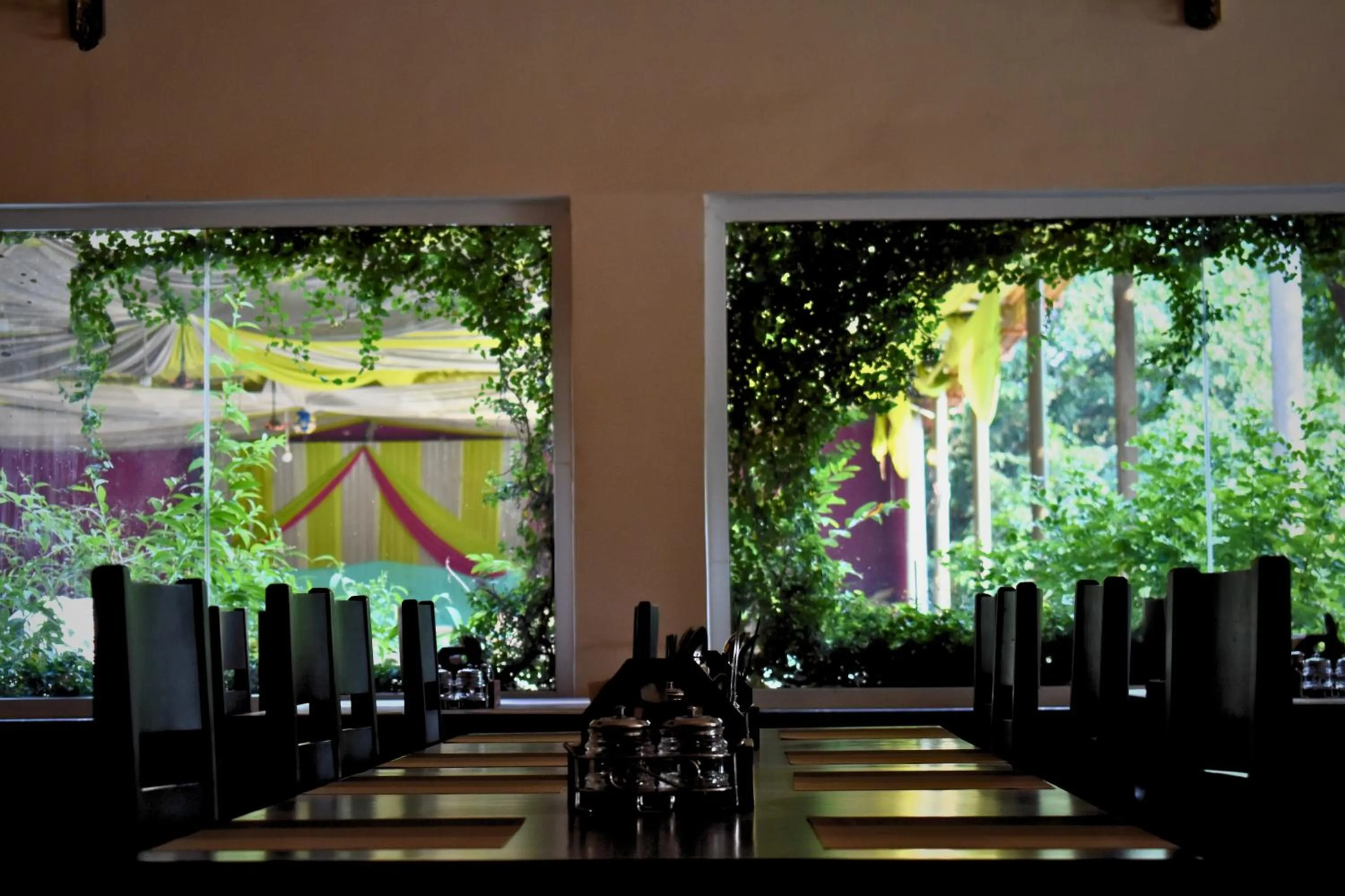 Restaurant/places to eat in The Greenwich resort