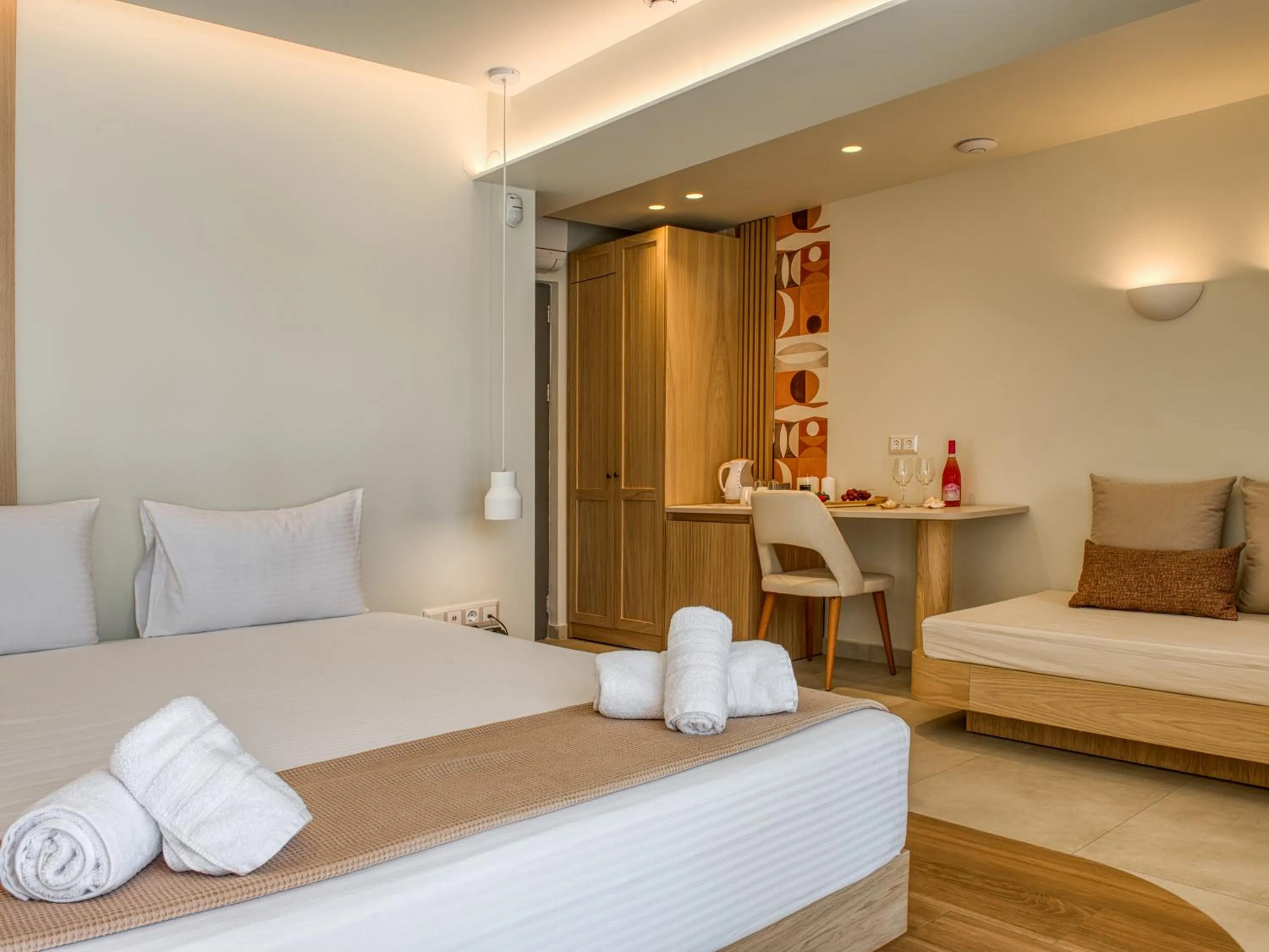 Photo of the whole room, Bed in Sandy Seaside Suites