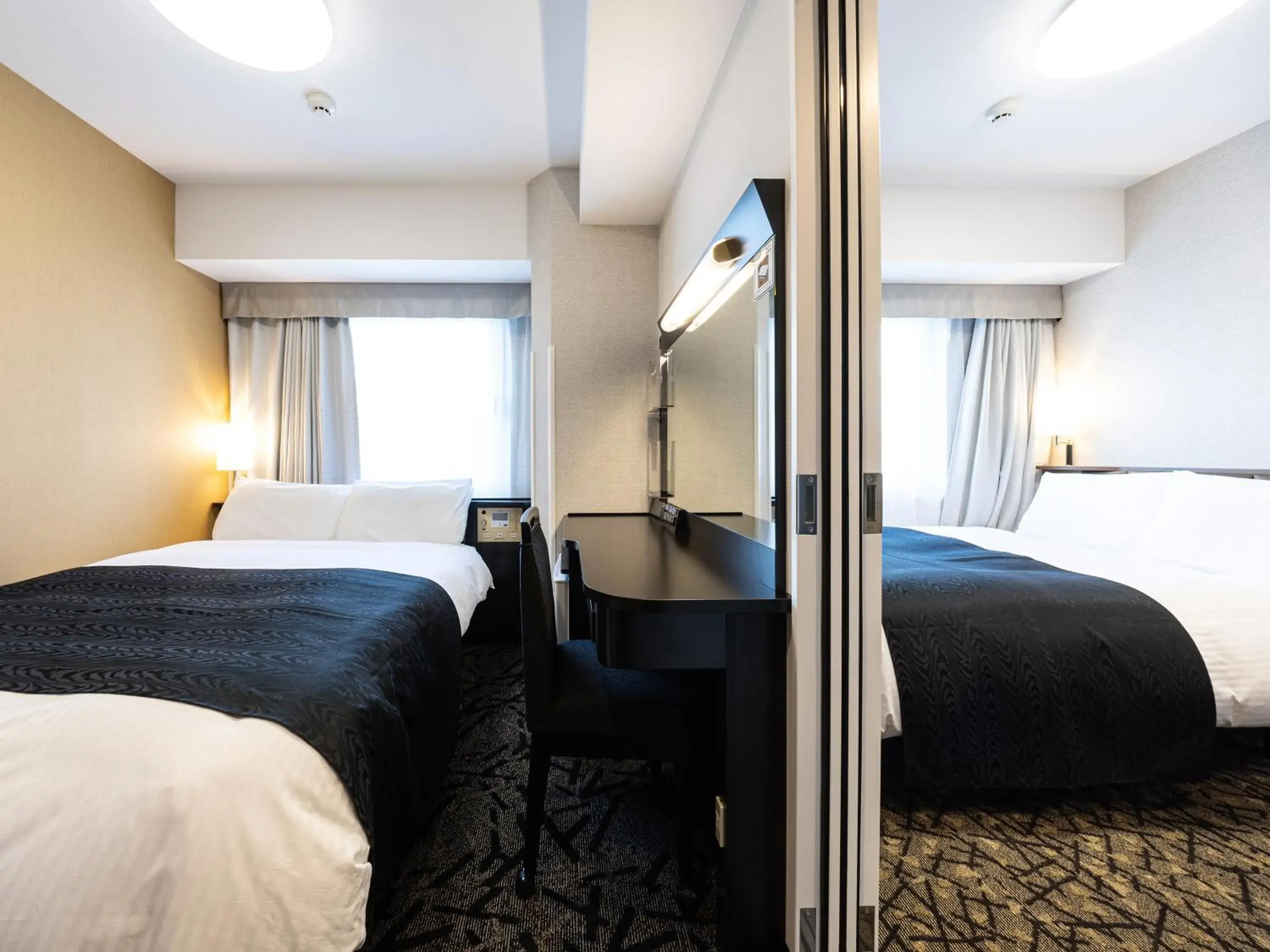 Connecting Room(2 adult) - Non-Smoking in APA Hotel Hiroshima Ekimae Shinkansenguchi Connecting Room(2 adult) - Non-Smoking in APA Hotel Hiroshima Ekimae Shinkansenguchi