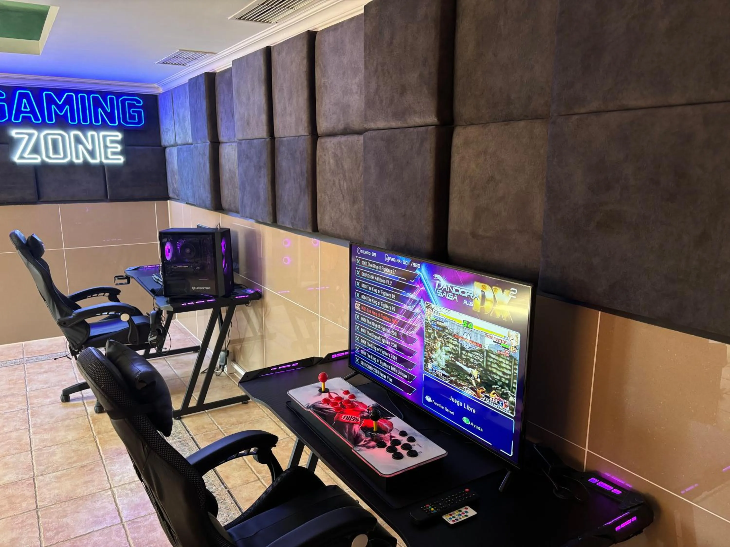 Game Room in Cambrils Paradise