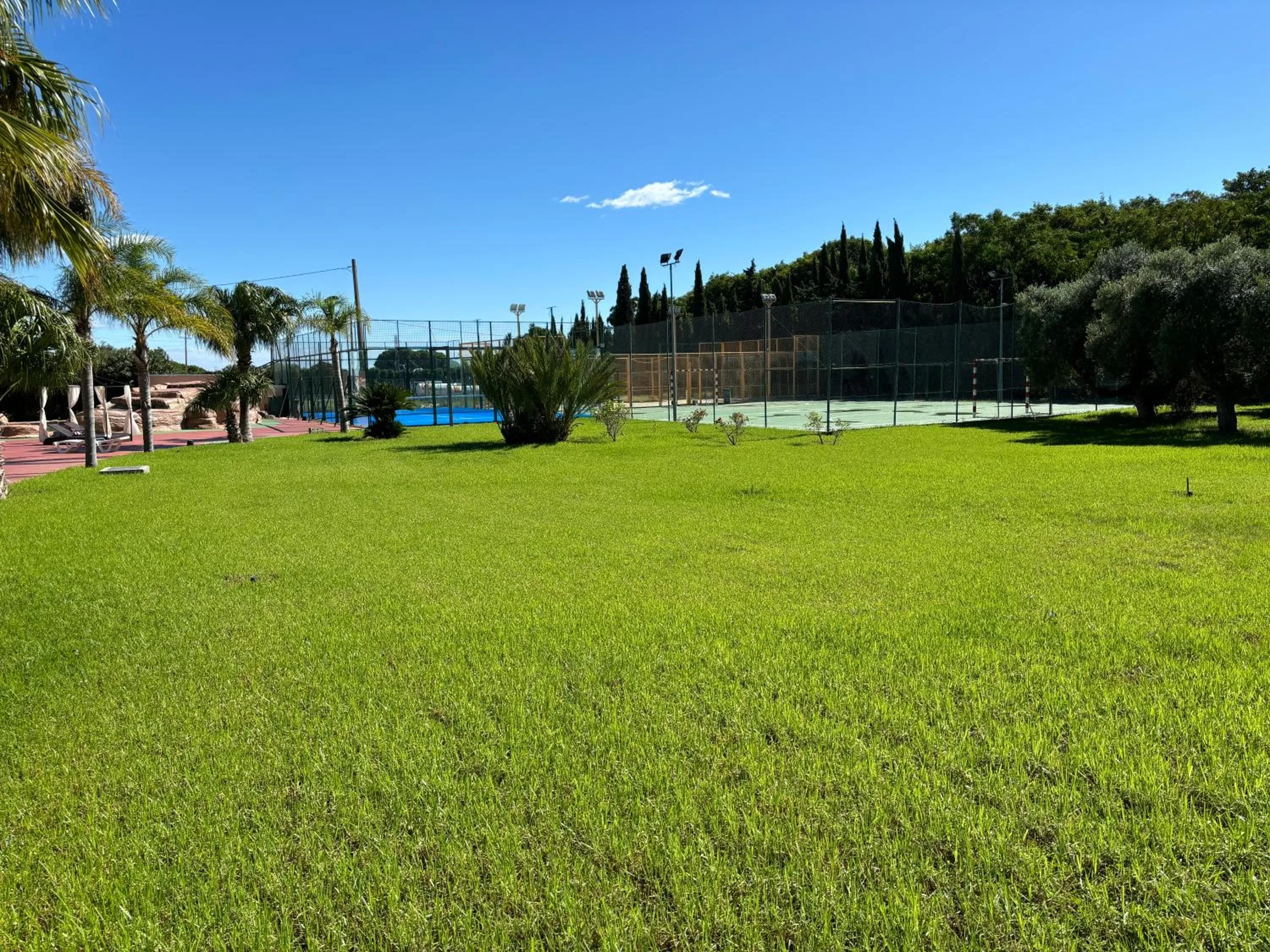 Garden in Cambrils Paradise