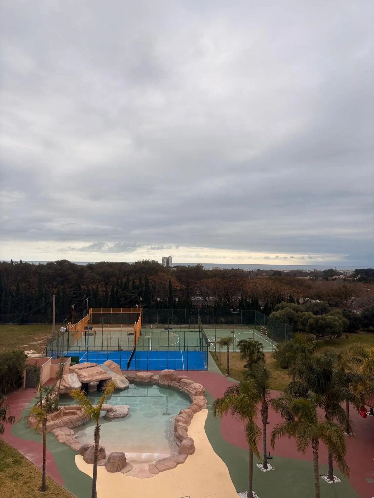 Swimming pool in Cambrils Paradise