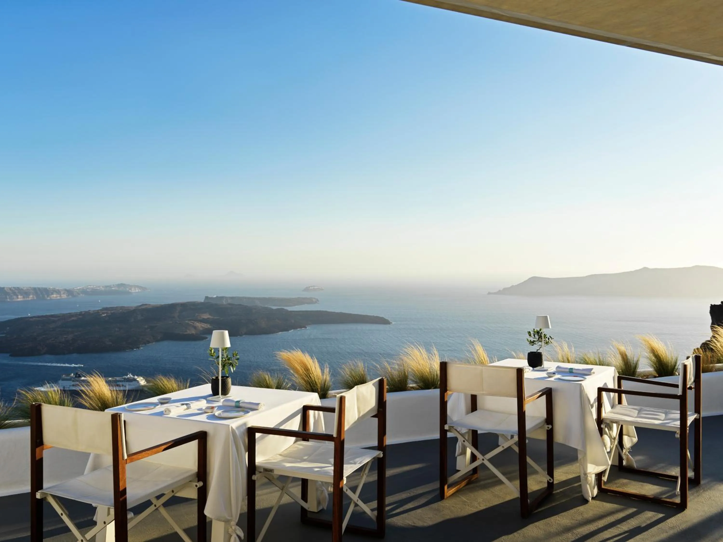 Day in Katikies Chromata Santorini - The Leading Hotels of the World