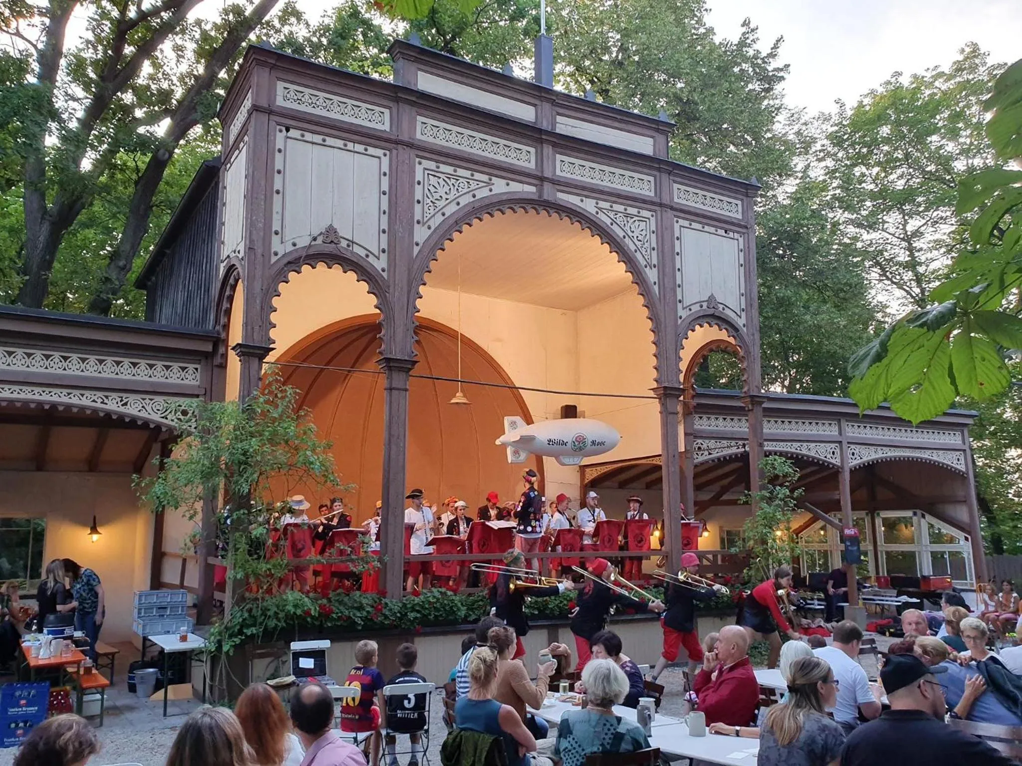 Restaurant/places to eat in Hotel-Gasthof Wilde Rose