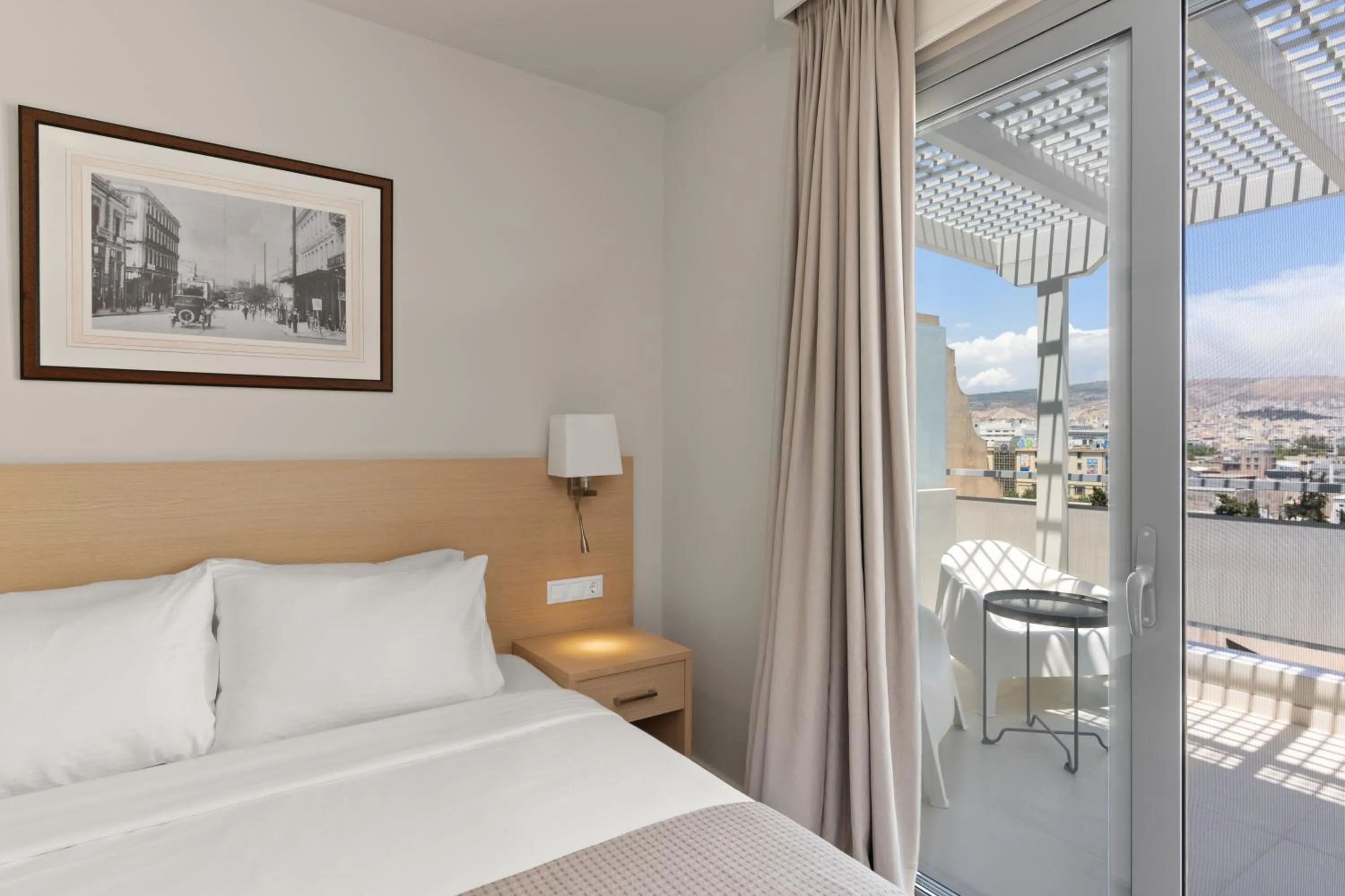 Bed in Gallery Central Piraeus Port