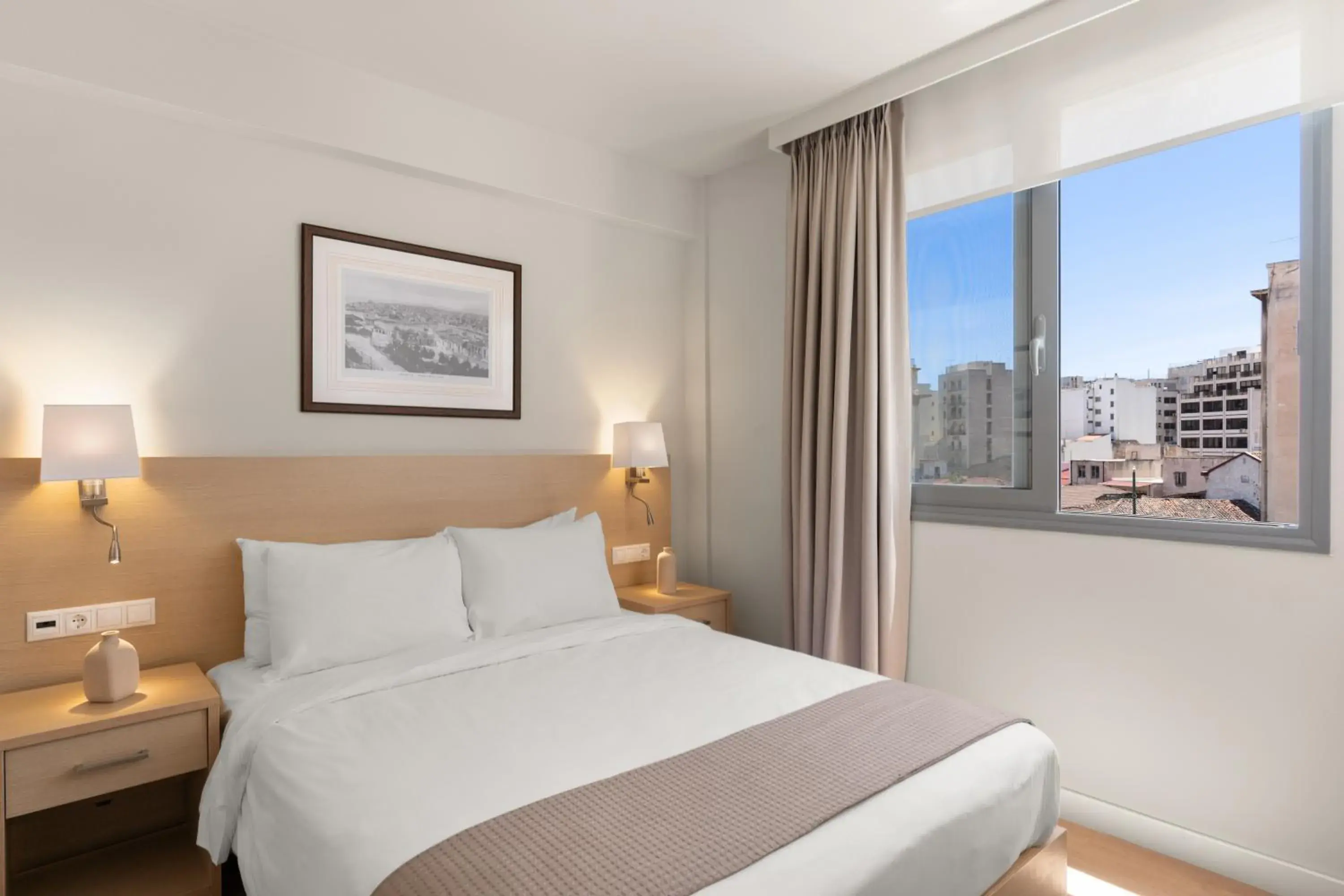 Classic Room city view in Gallery Central Piraeus Port Classic Room city view in Gallery Central Piraeus Port