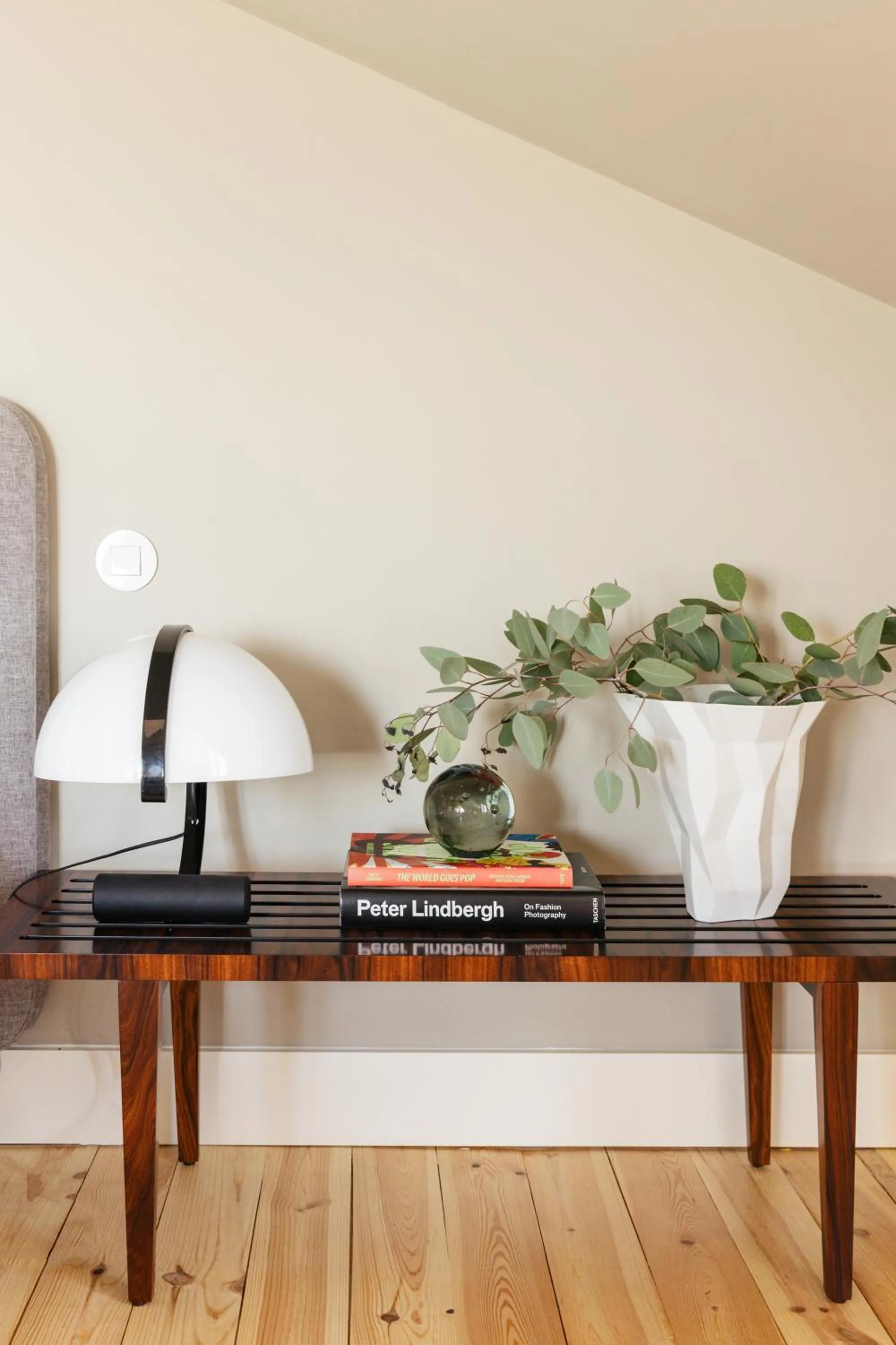 Decorative detail in Dare Lisbon River