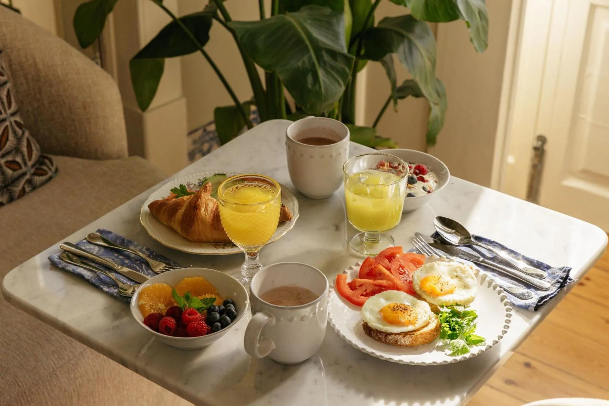 Breakfast in Dare Lisbon River
